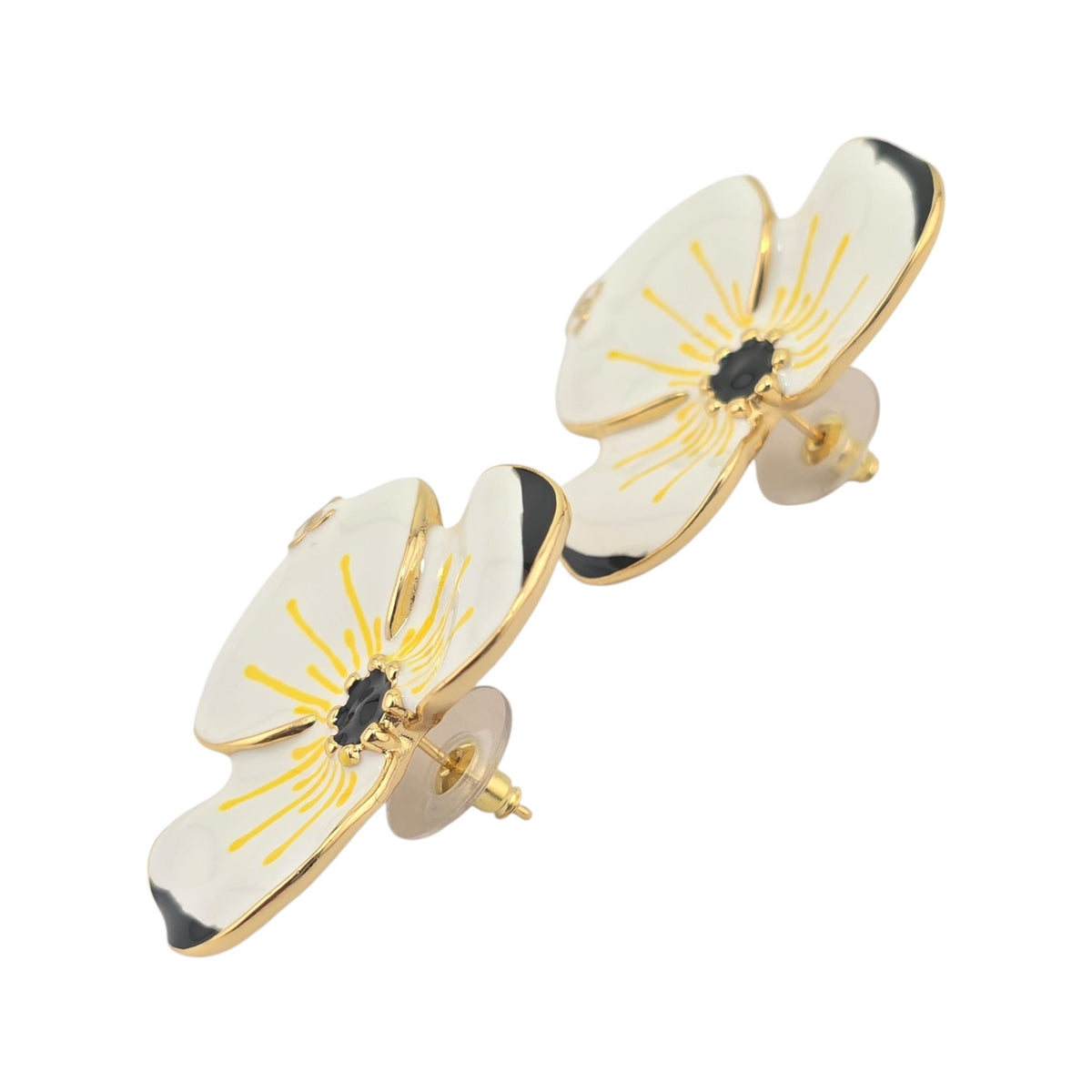 Chanel CC White Flower Stud Earrings FW 2026 CHANEL
