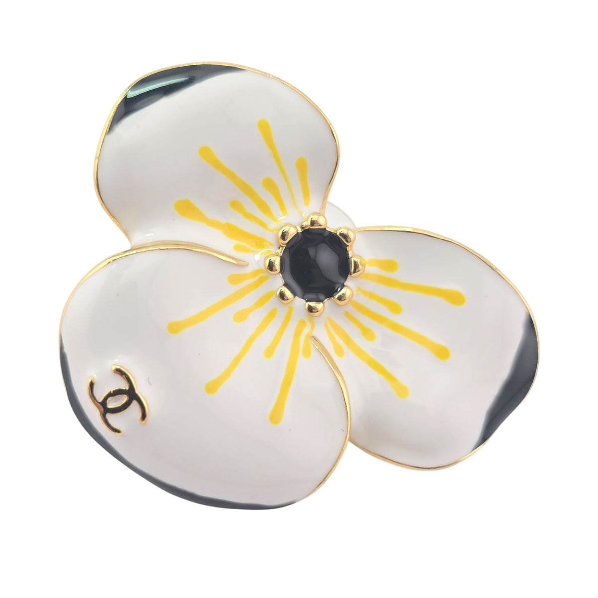Chanel CC White Flower Stud Earrings FW 2026 CHANEL