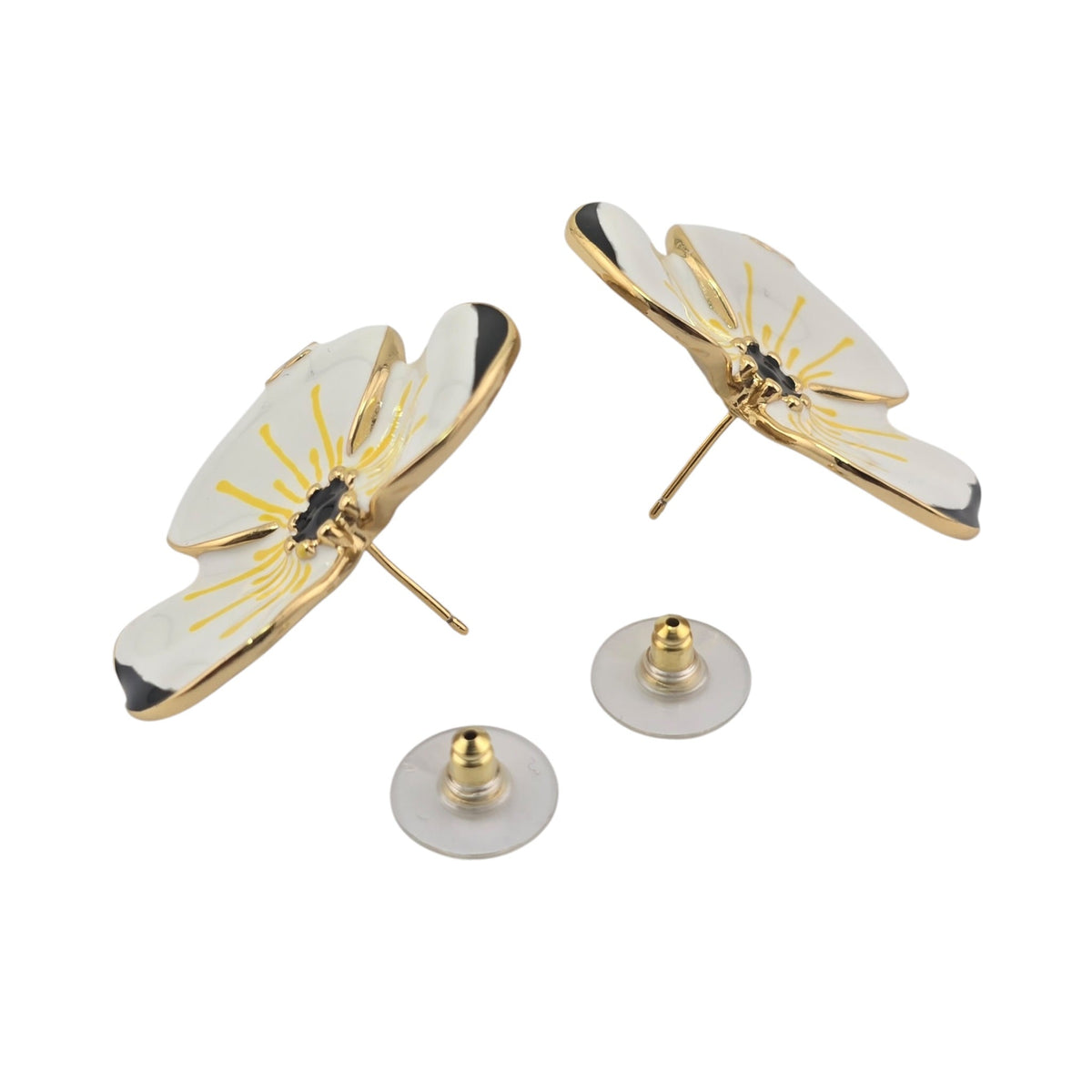 Chanel CC White Flower Stud Earrings FW 2026 CHANEL