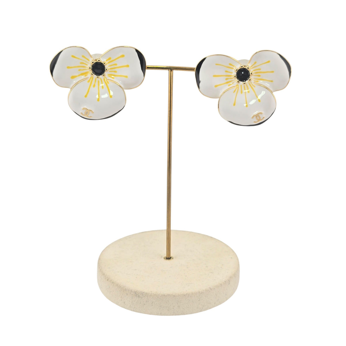 Chanel CC White Flower Stud Earrings FW 2026 CHANEL