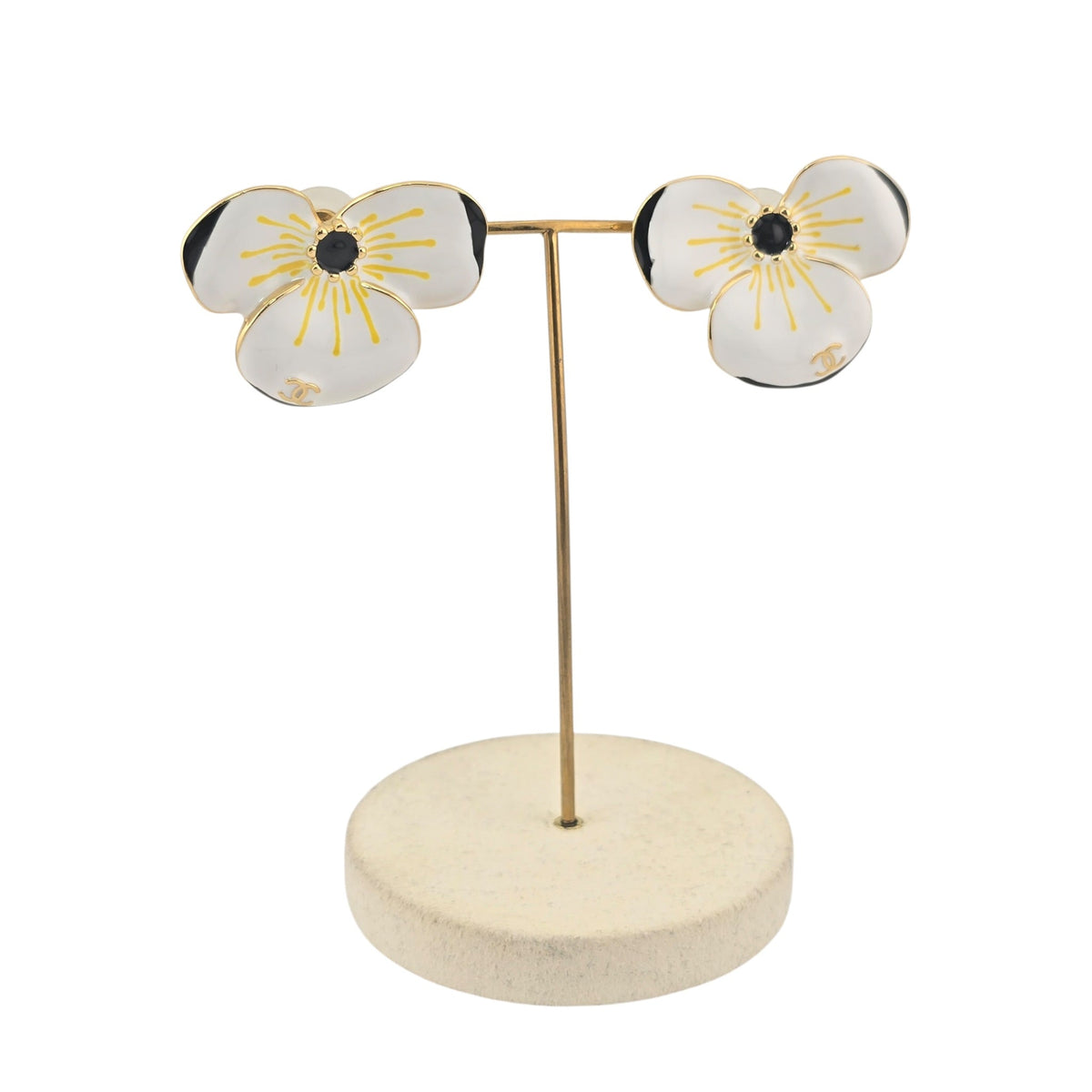 Chanel CC White Flower Stud Earrings FW 2026 CHANEL
