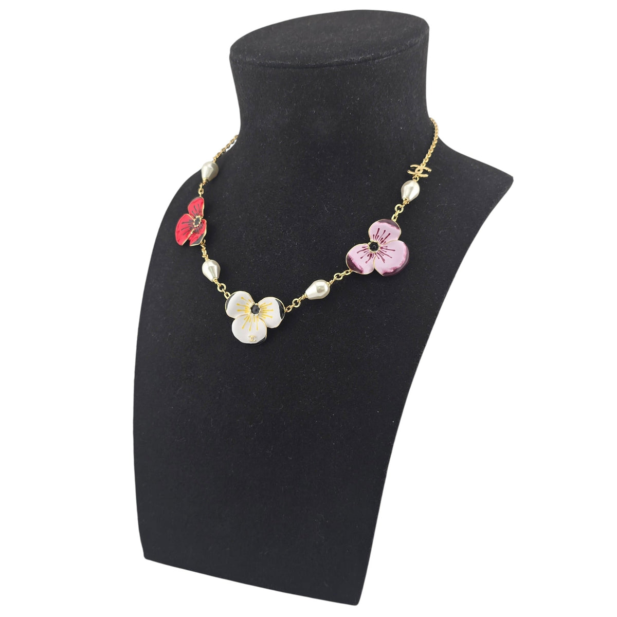 Chanel CC Red White Pink Flower Resin Choker Necklace FW 2026 CHANEL