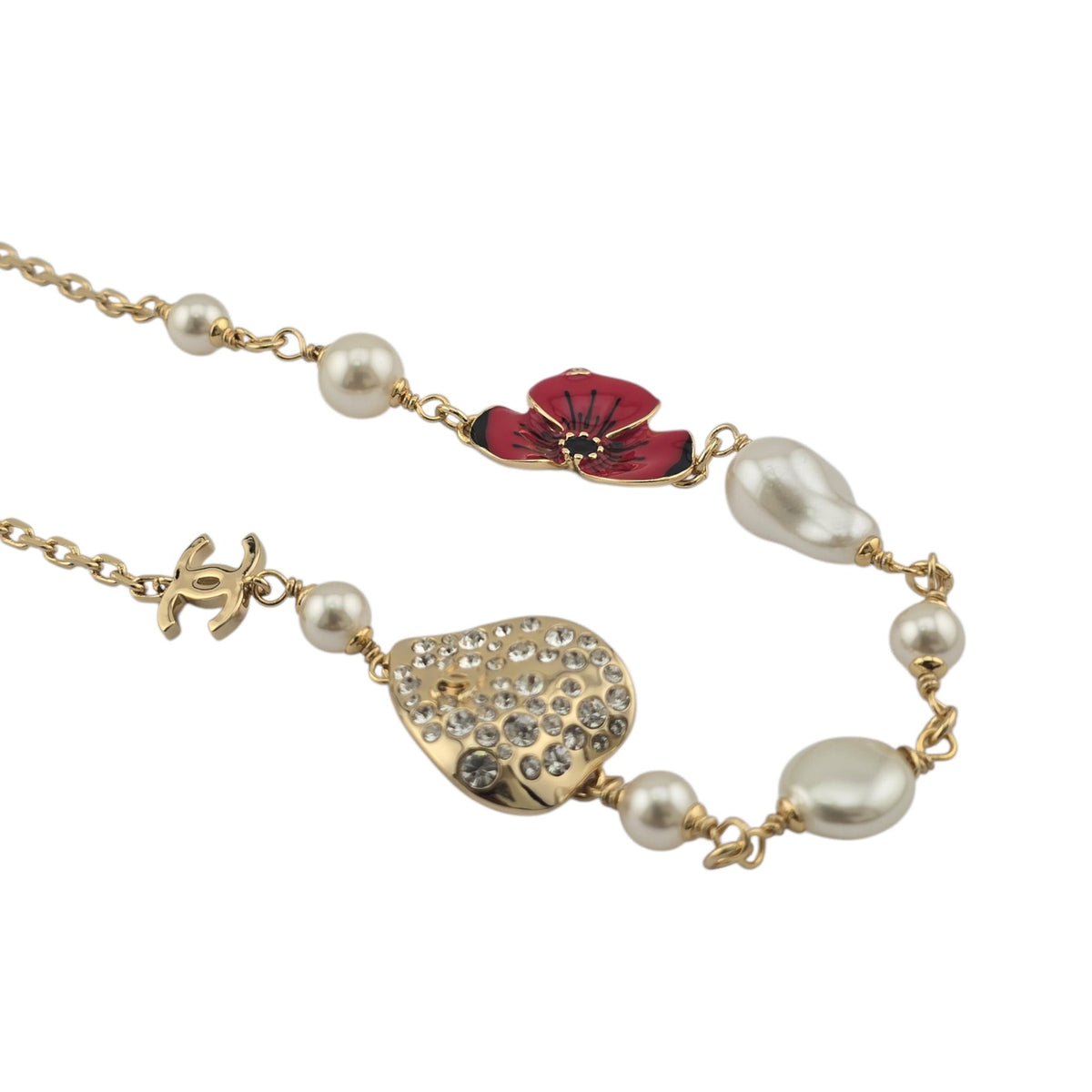 Chanel CC Red Flower Resin Necklace FW 2026 CHANEL