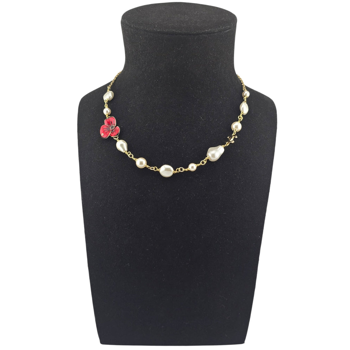 Chanel CC Red Flower Resin Choker Necklace FW 2026 CHANEL