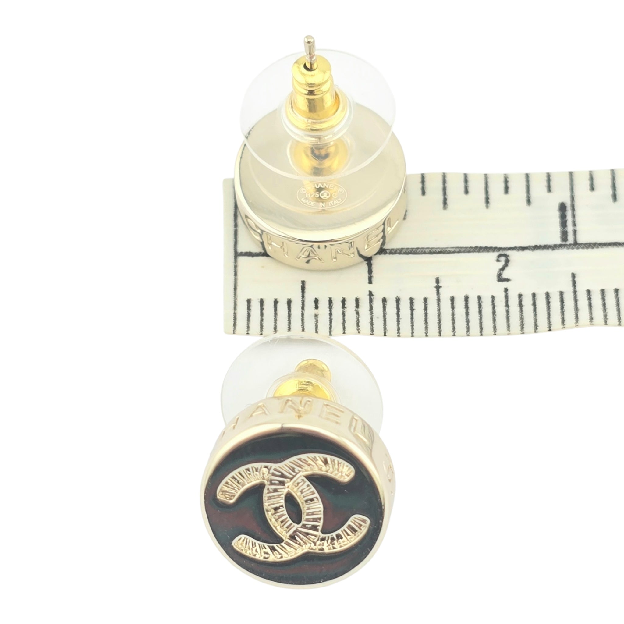 Chanel CC Stud Gold Round Earrings 2025 CHANEL