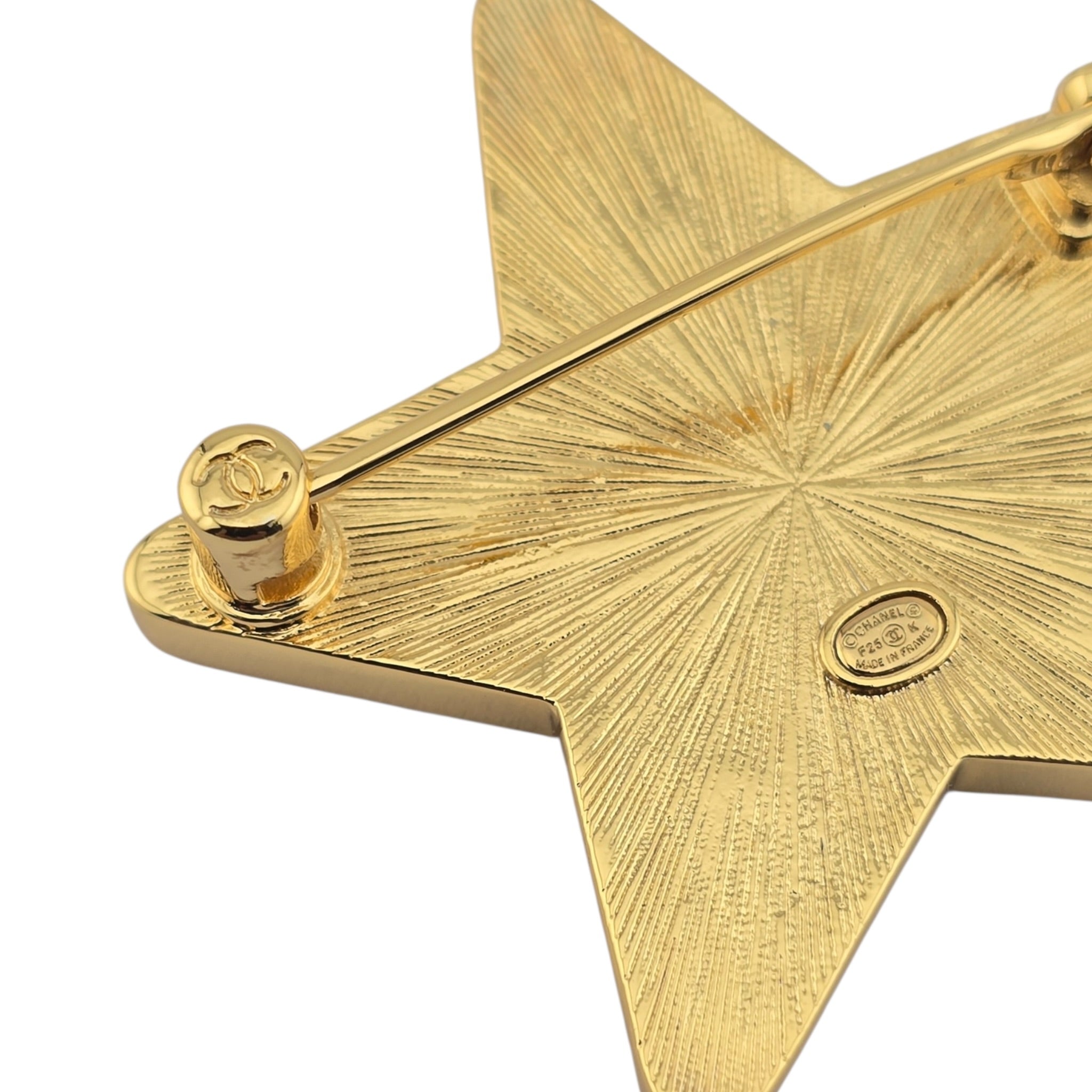 Chanel CC Star Metal Resin Logo Brooch Gold Black 2024 CHANEL