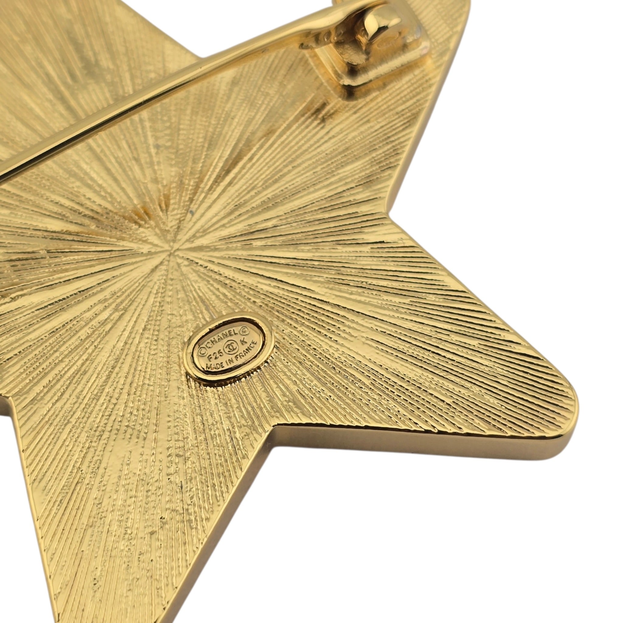 Chanel CC Star Metal Resin Logo Brooch Gold Black 2024 CHANEL