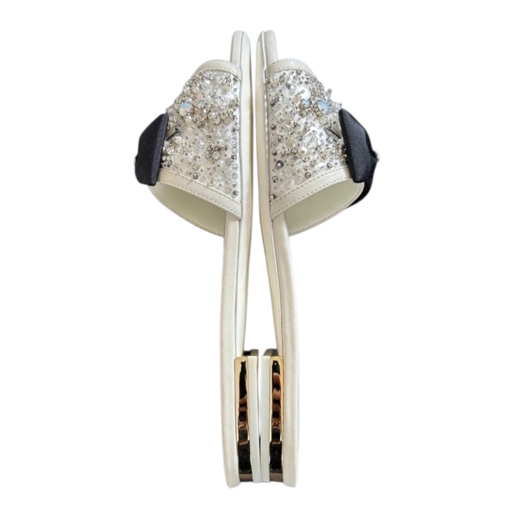 Chanel CC White Sandals 39 CHANEL