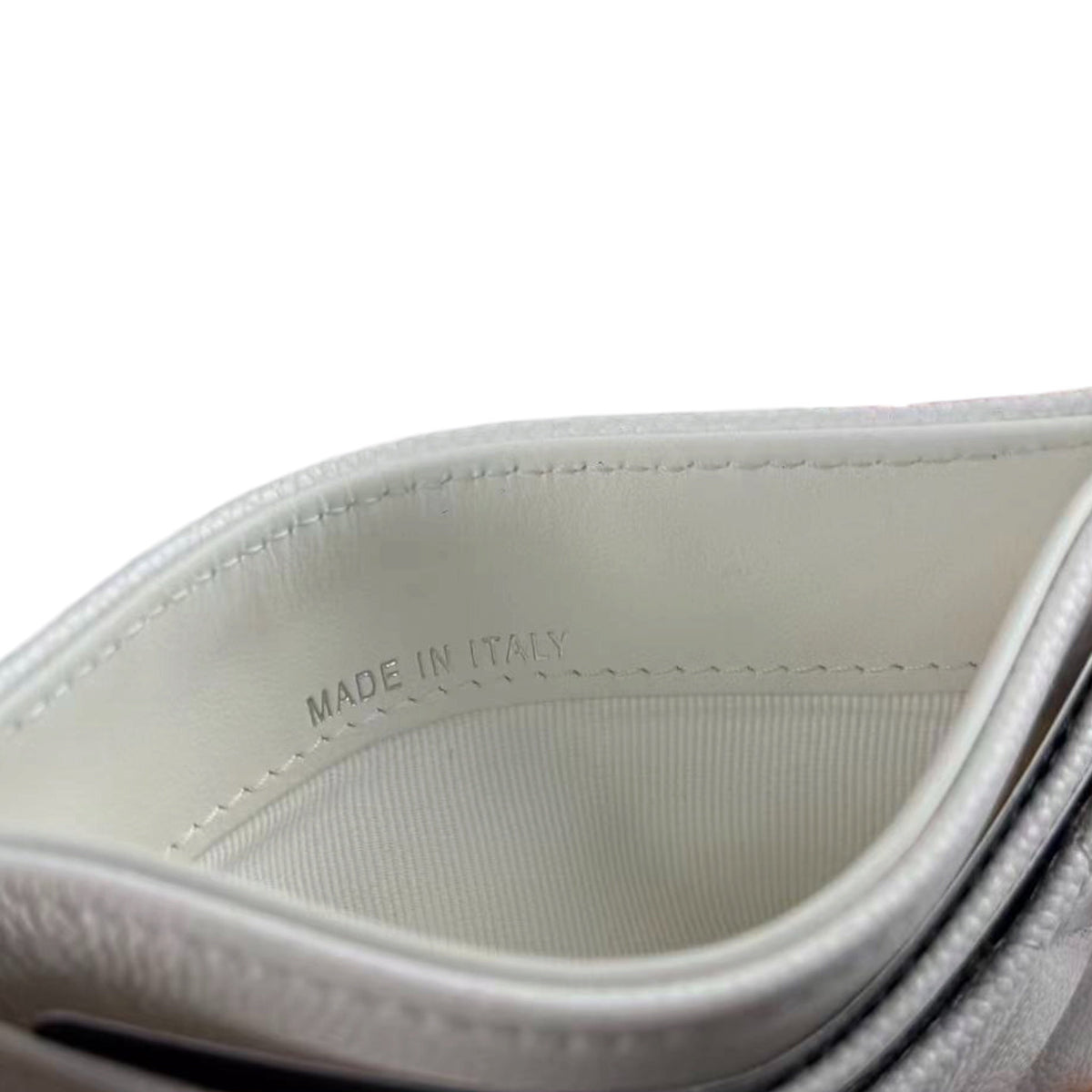 Chanel CC Caviar White Classic Cardholder SHW CHANEL