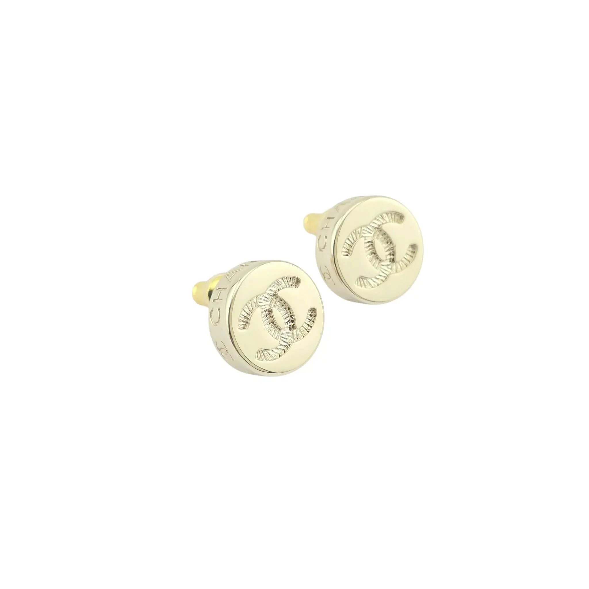 Chanel CC Stud Gold Round Earrings 2025 CHANEL
