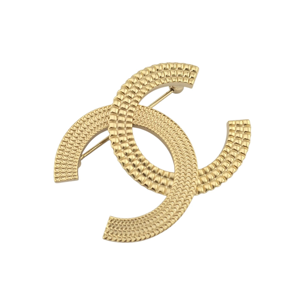 Chanel CC Metal Chain Quilted Brooch Gold 2022 CHANEL
