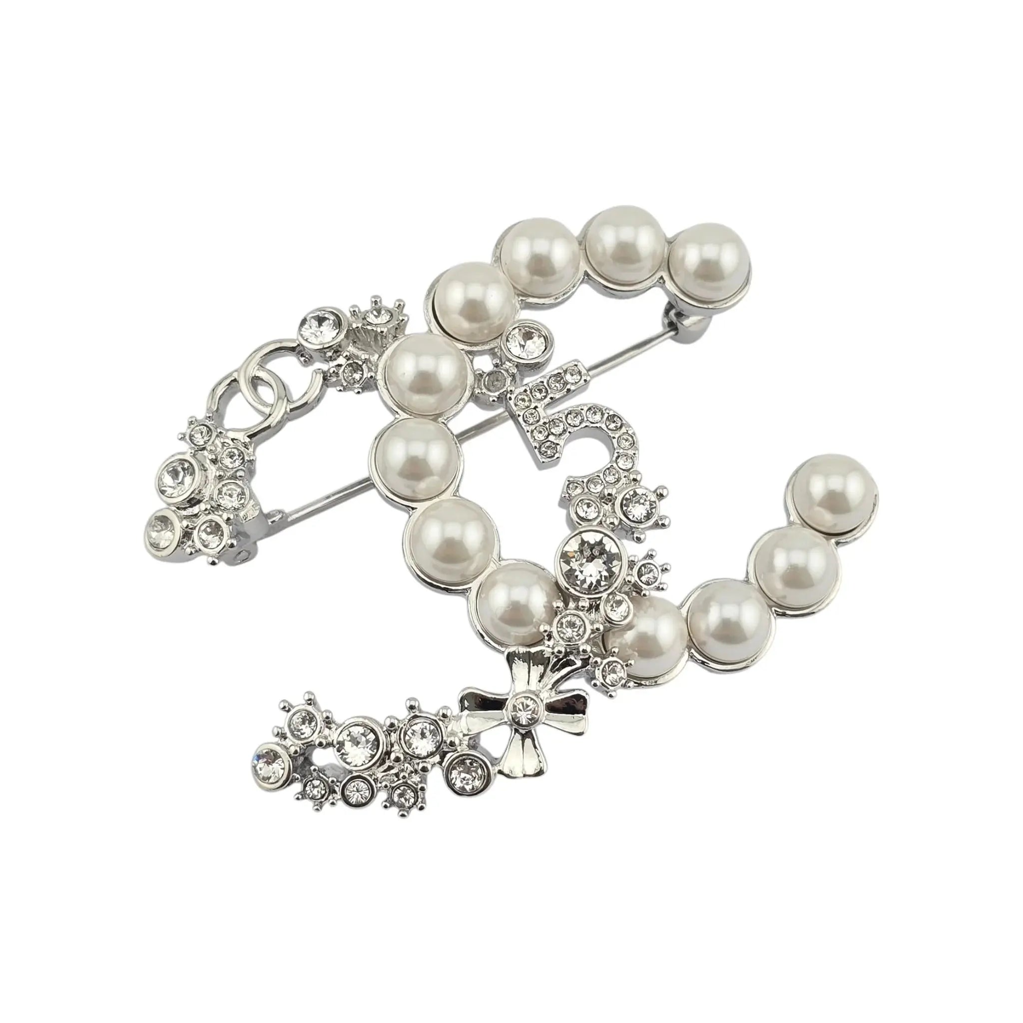Chanel CC Crystal Pearl Star 5 Brooch Silver Pearly White B23 CHANEL