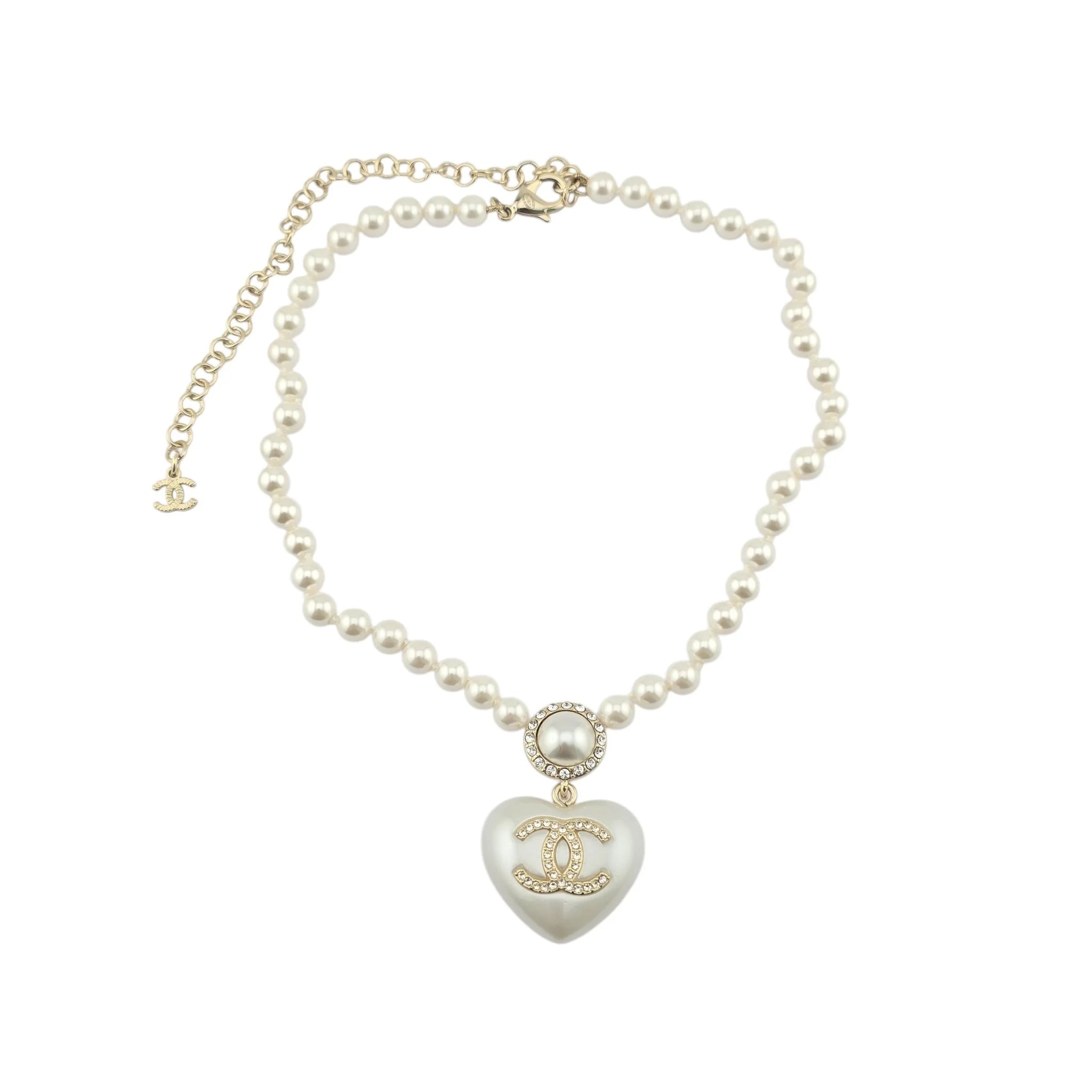 Chanel CC Pearl Crystal Heart Gold Short Necklace A21 CHANEL