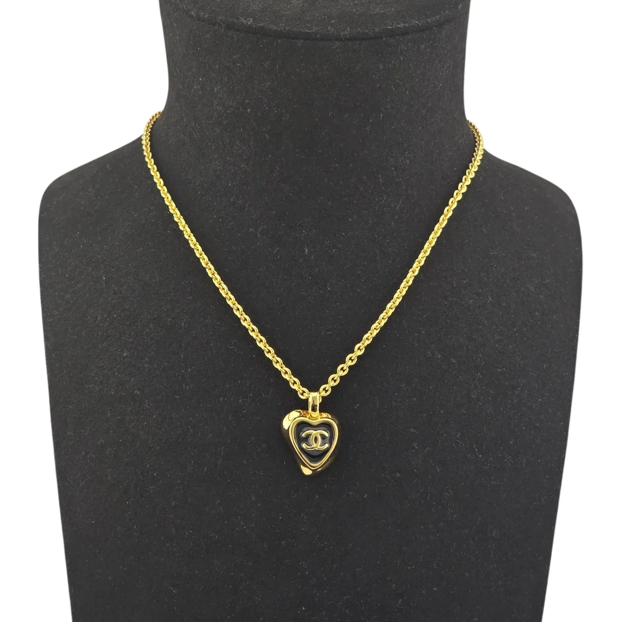 Chanel CC Pendant Gold Black Necklace 2025 CHANEL