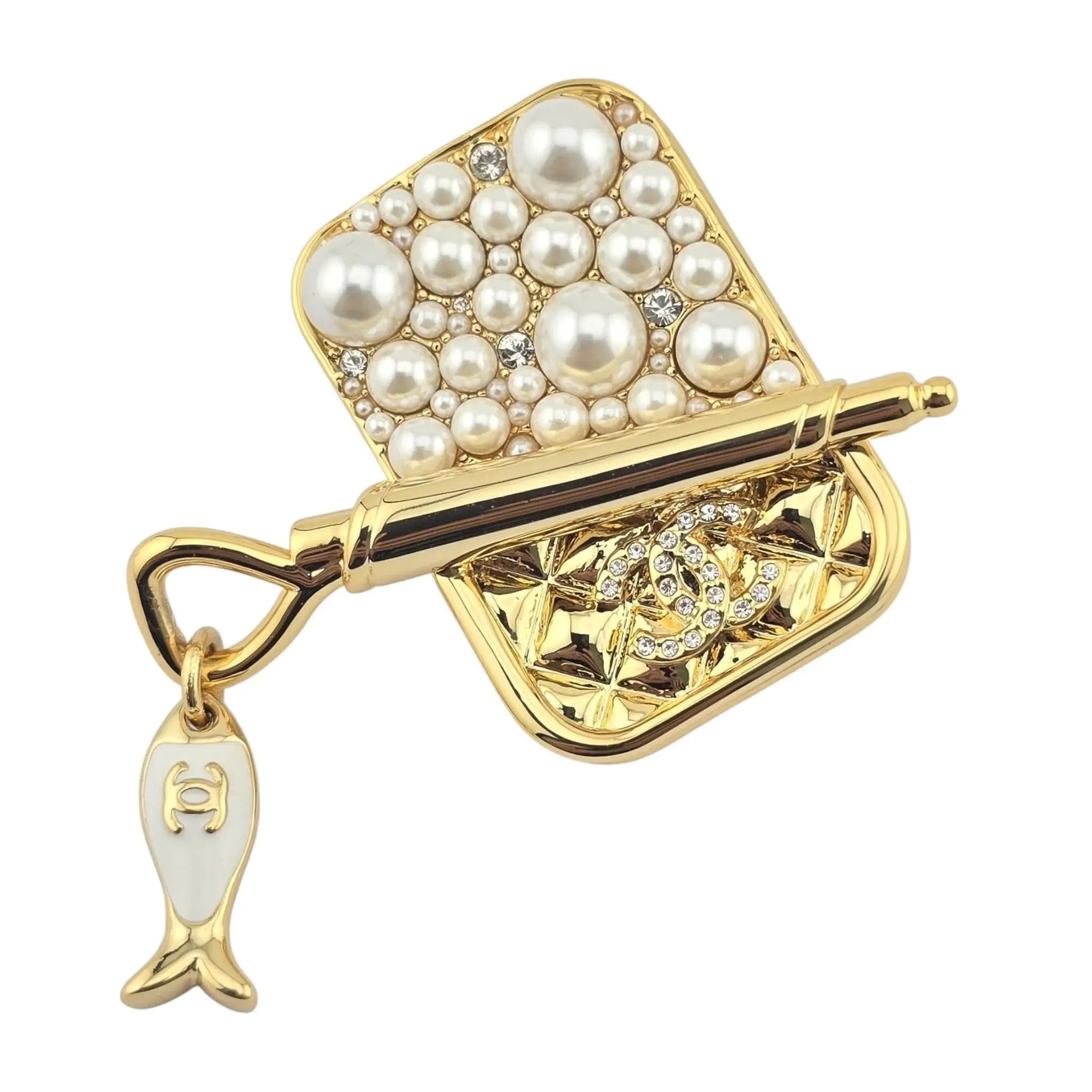 Chanel CC Gold Pearl Brooch 2025 CHANEL