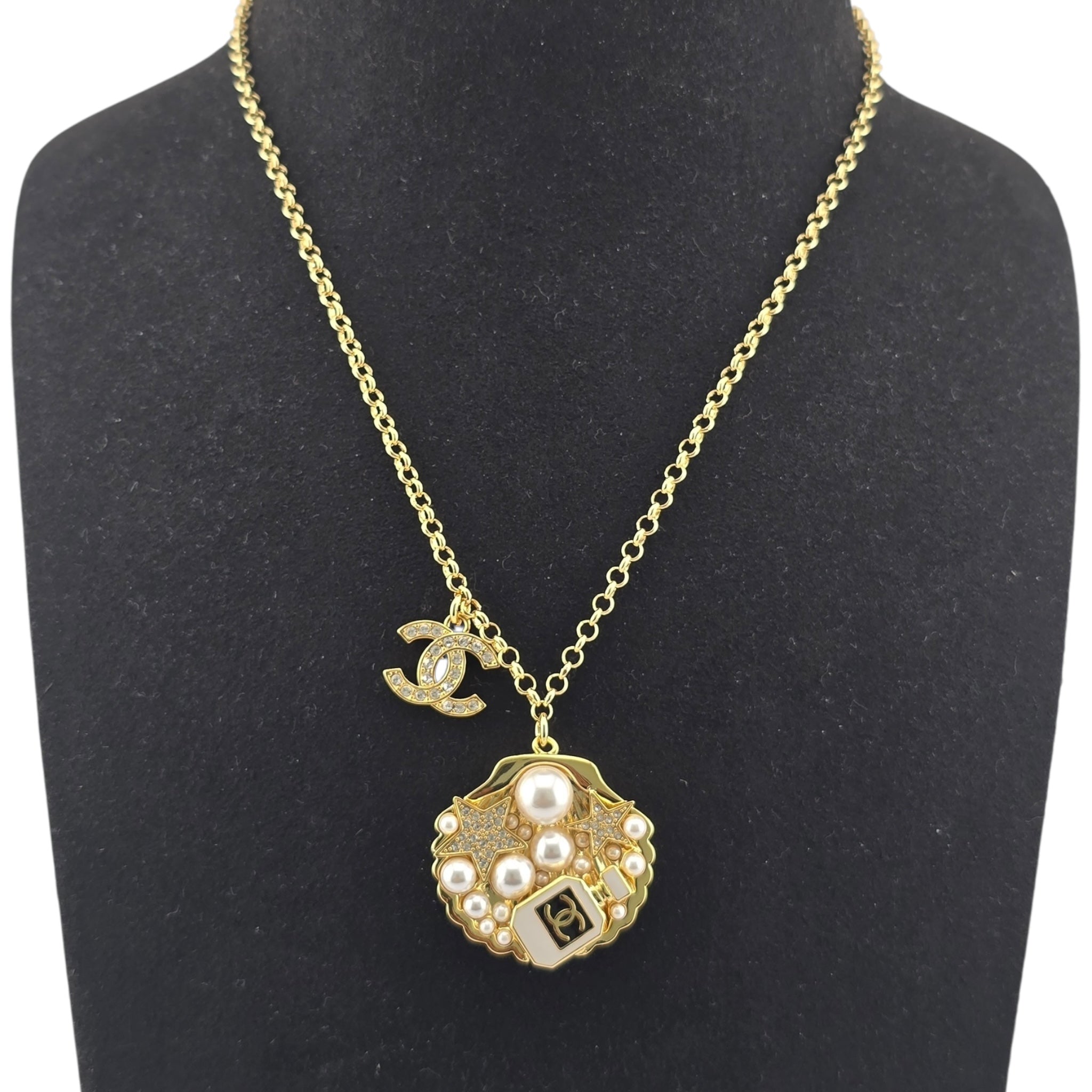 Chanel CC Shell Pendant Gold Necklace 2025 CHANEL