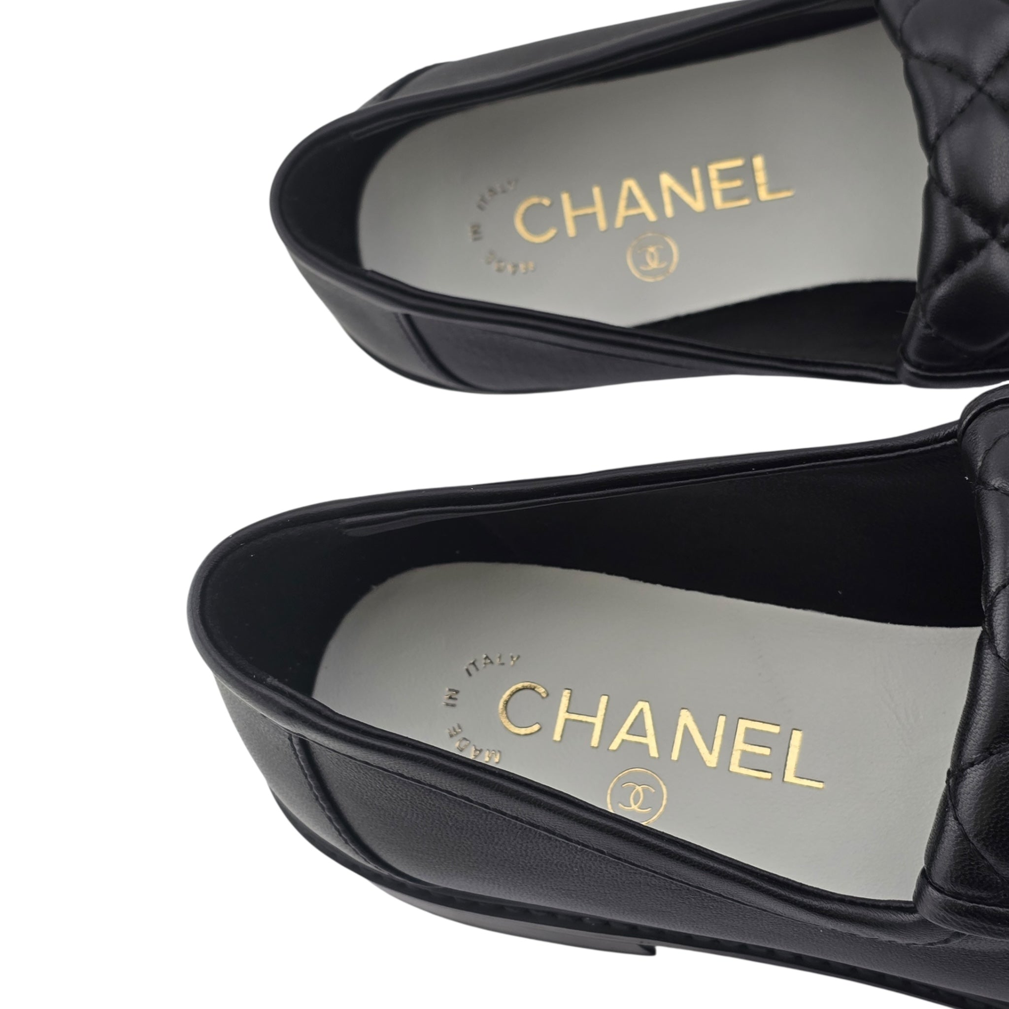 Chanel CC Lambskin Quilted Turnlock Loafers Black 39