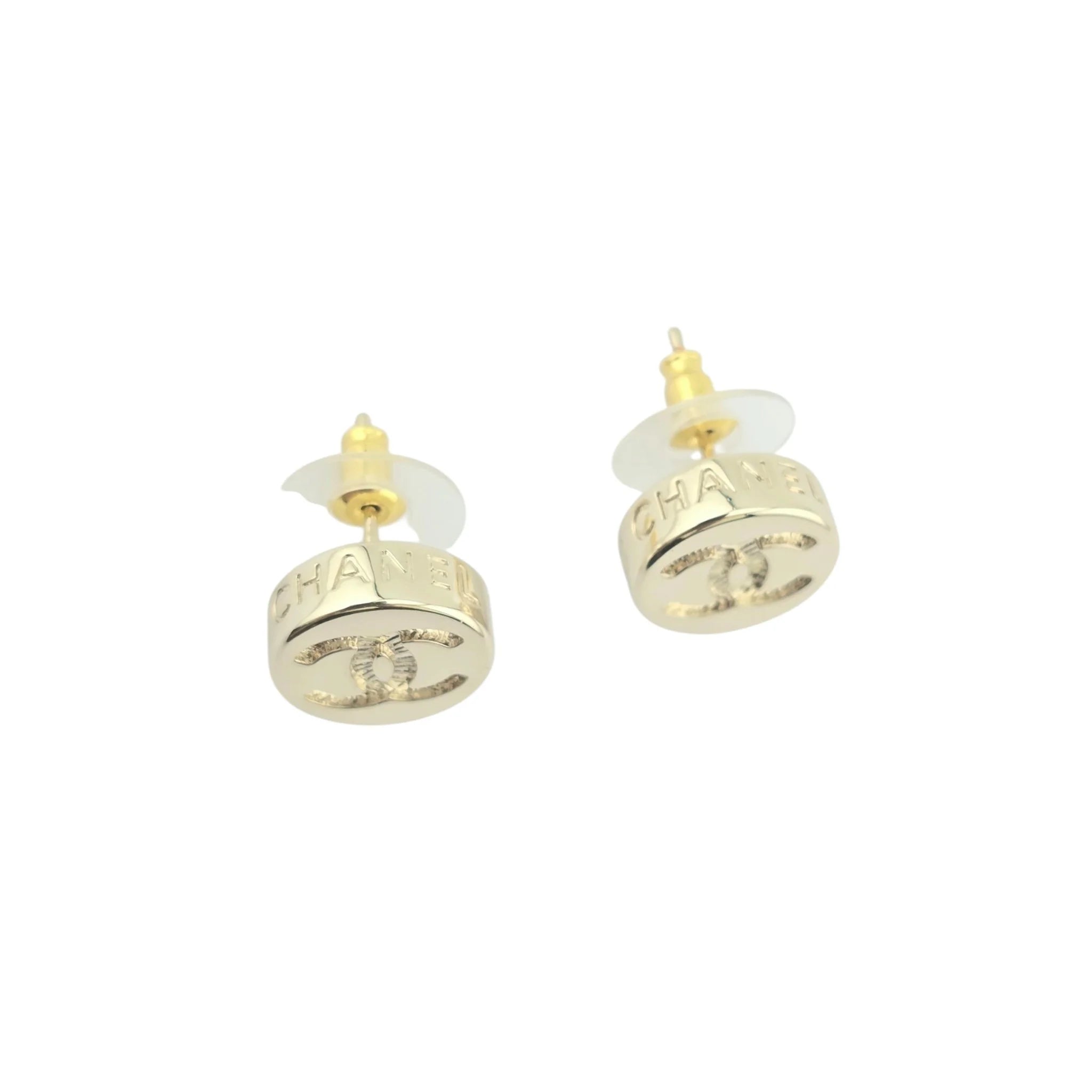 Chanel CC Stud Gold Round Earrings 2025 CHANEL