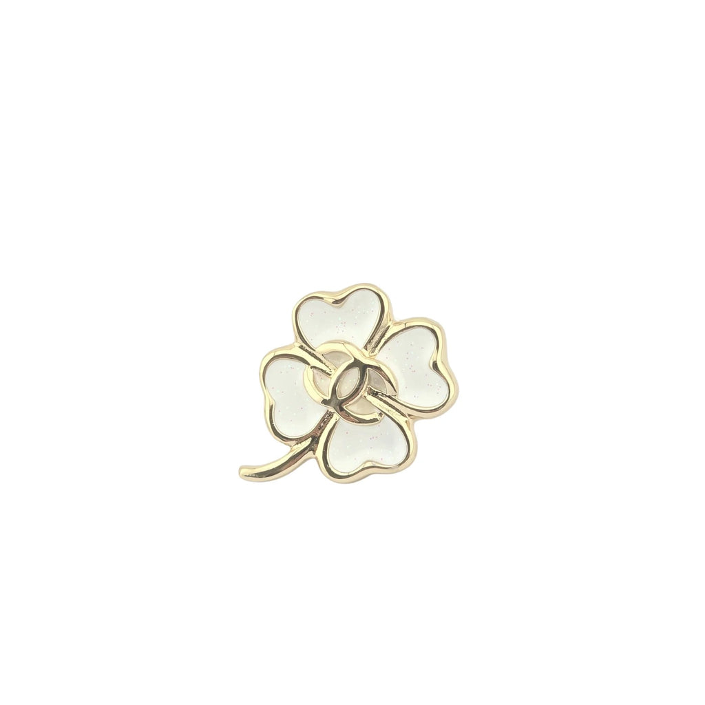 Chanel CC White Resin Floral Earrings 2025 CHANEL