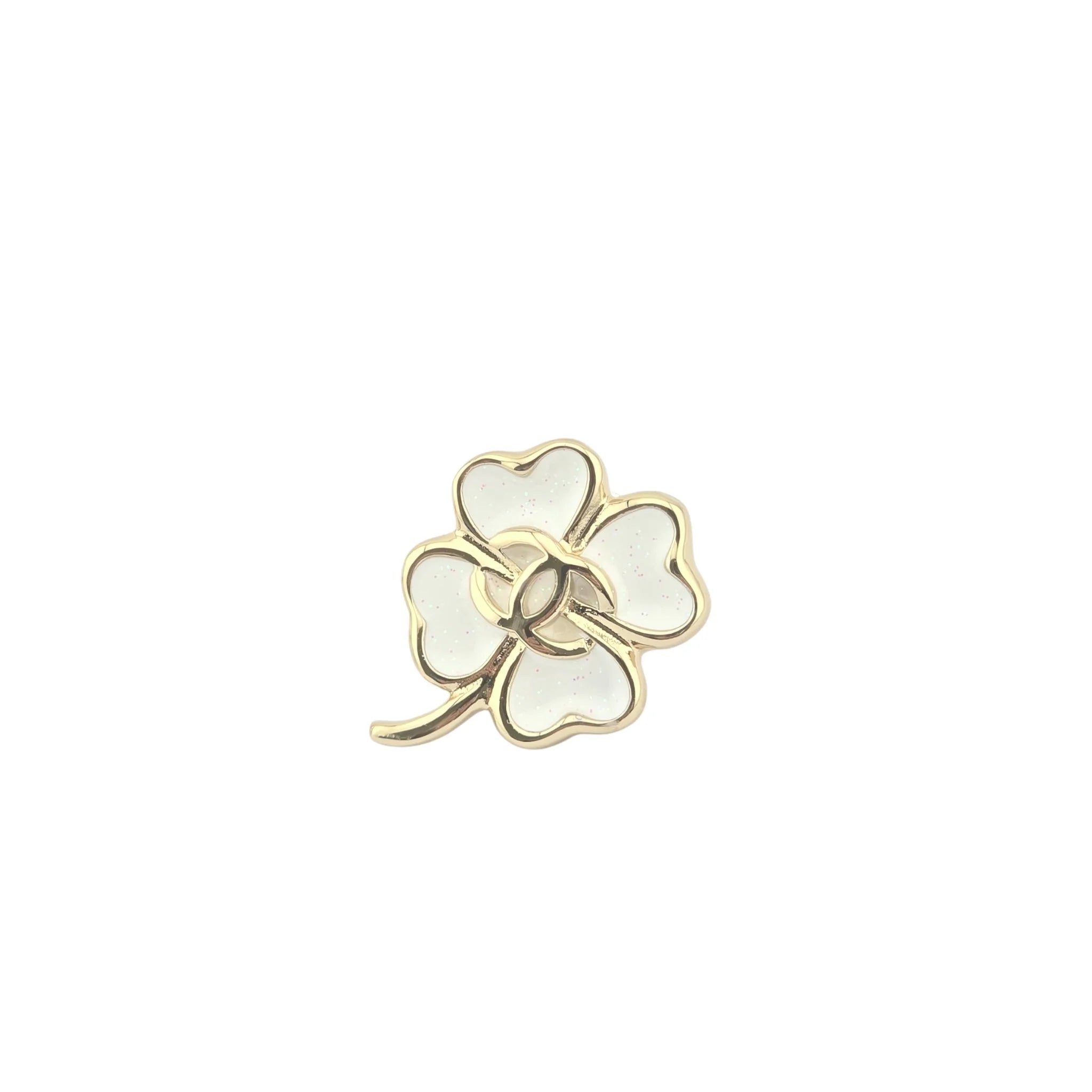 Chanel CC White Resin Floral Earrings 2025 CHANEL