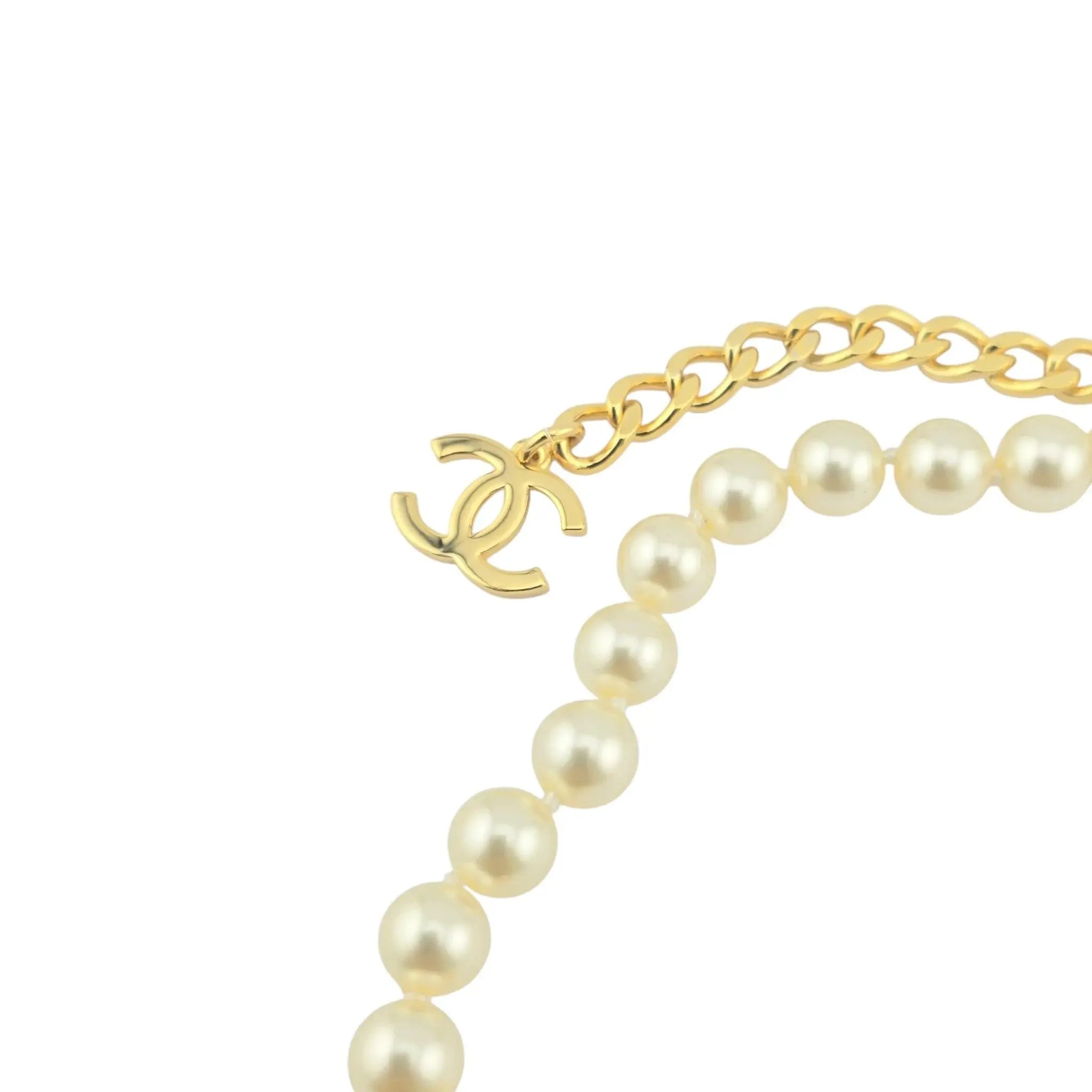 Chanel CC Faux Pearl Resin Pendant Necklace B24 CHANEL