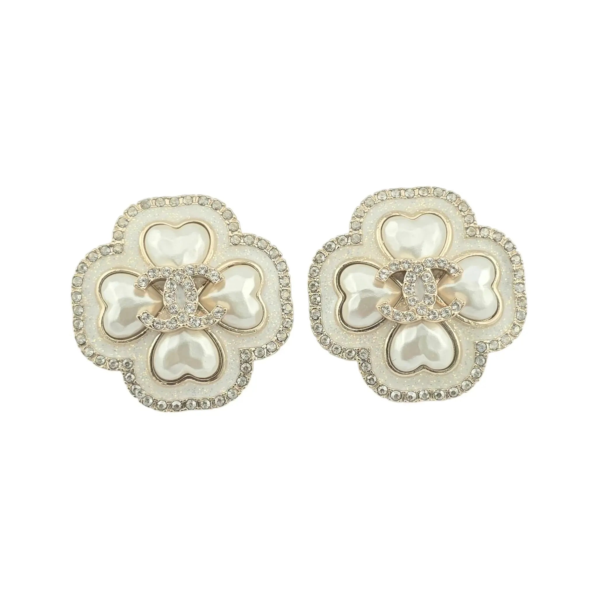 Chanel CC Faux Pearl Resin Hearts Earrings 2024 CHANEL