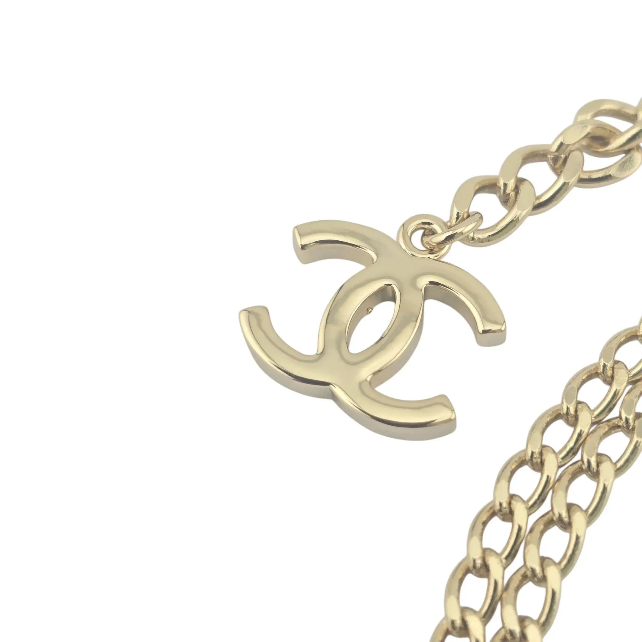 Chanel CC Heart Pendant Choker Necklace B24 CHANEL