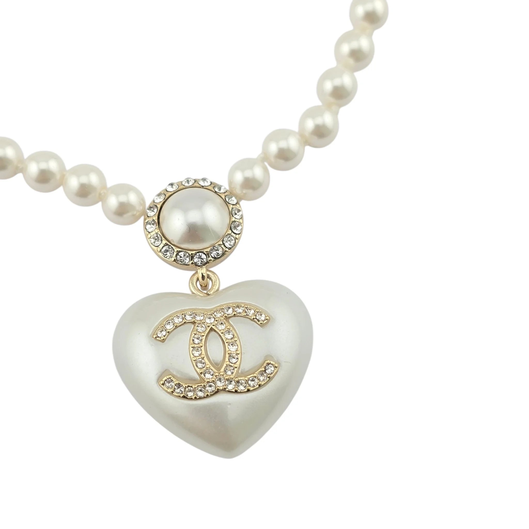 Chanel CC Pearl Crystal Heart Gold Short Necklace A21 CHANEL