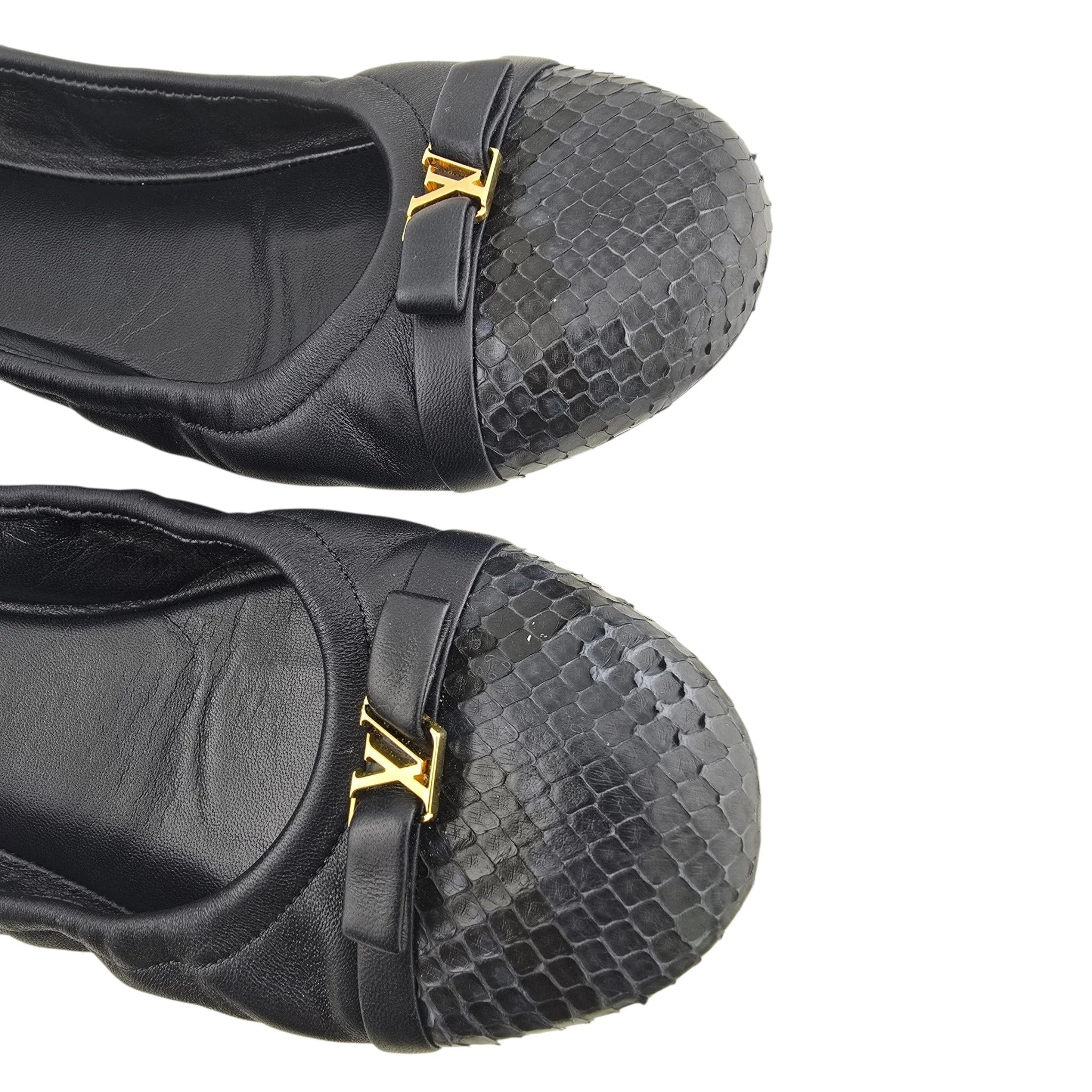 Louis Vuitton LV Flirty Navy Blue Python Ballet Flats 39 LOUIS VUITTON