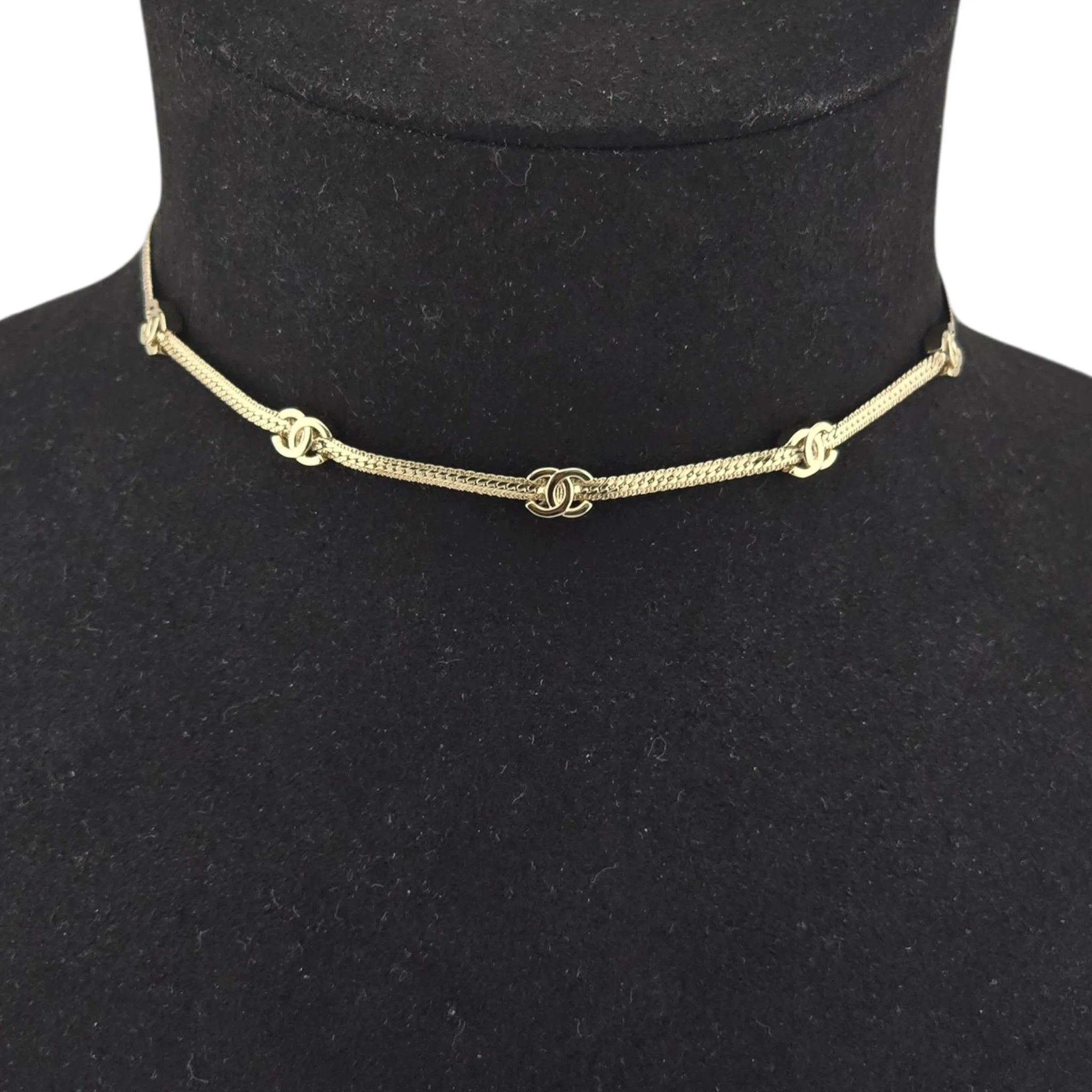 Chanel CC Thin Choker Necklace Gold 2024 CHANEL