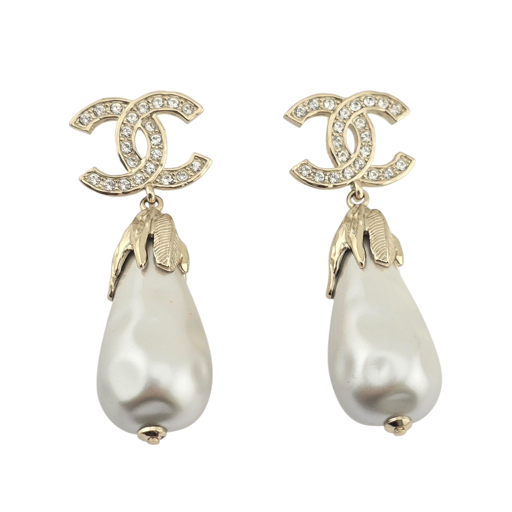 Chanel CC Faux Pearl Gold Leaf Earrings 2025 CHANEL