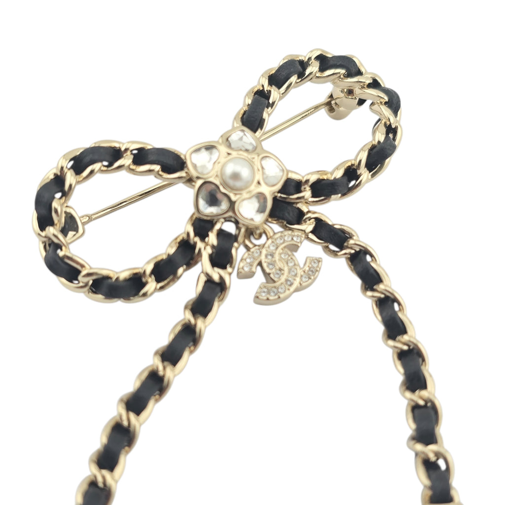 Chanel CC Bow Leather Gold Brooch 2025