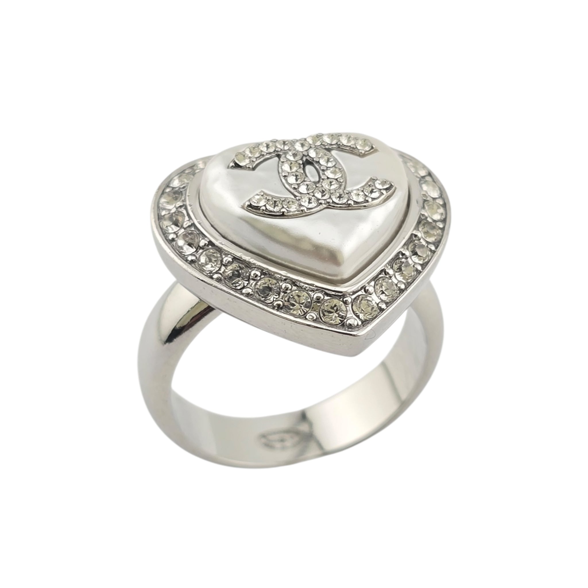 Chanel CC Silver Heart Pearly White Ring
