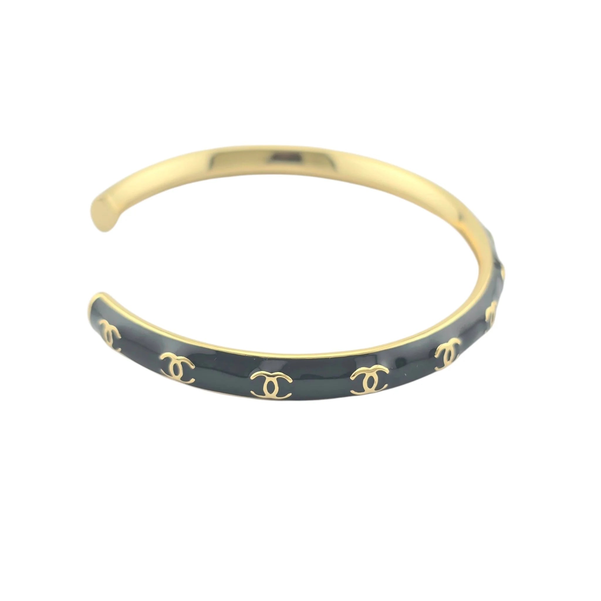 Chanel CC Black/Gold Bangle 2024 CHANEL