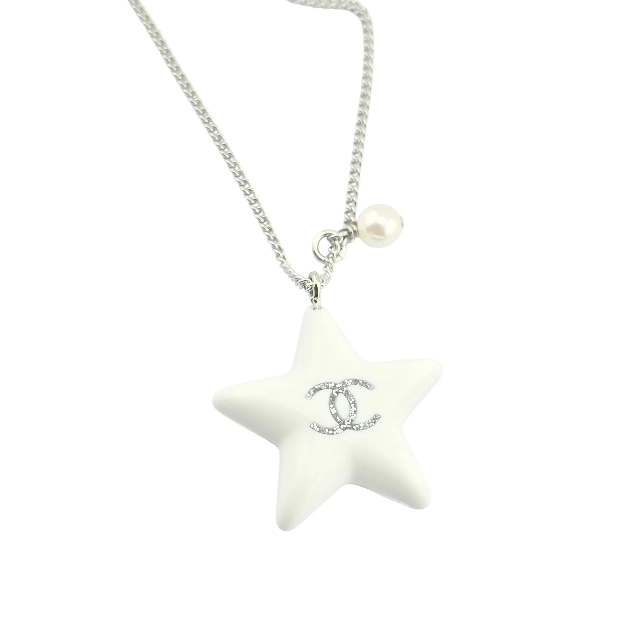 Chanel CC Resin Star Pendant Necklace 2025 CHANEL