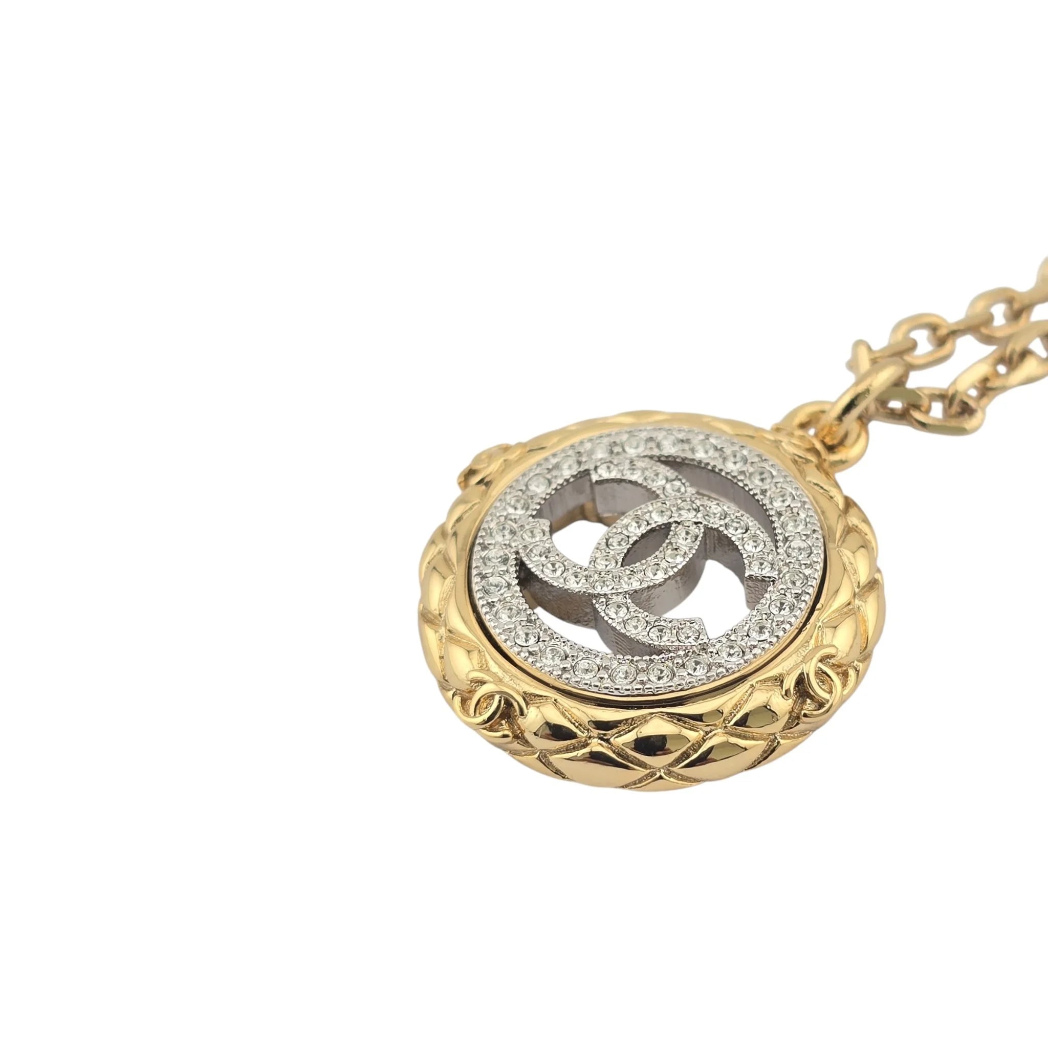 Chanel CC Round Gold Necklace 2025 CHANEL