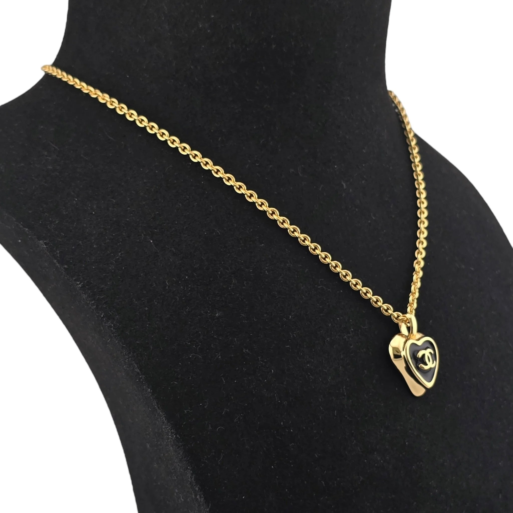 Chanel CC Pendant Gold Black Necklace 2025 CHANEL