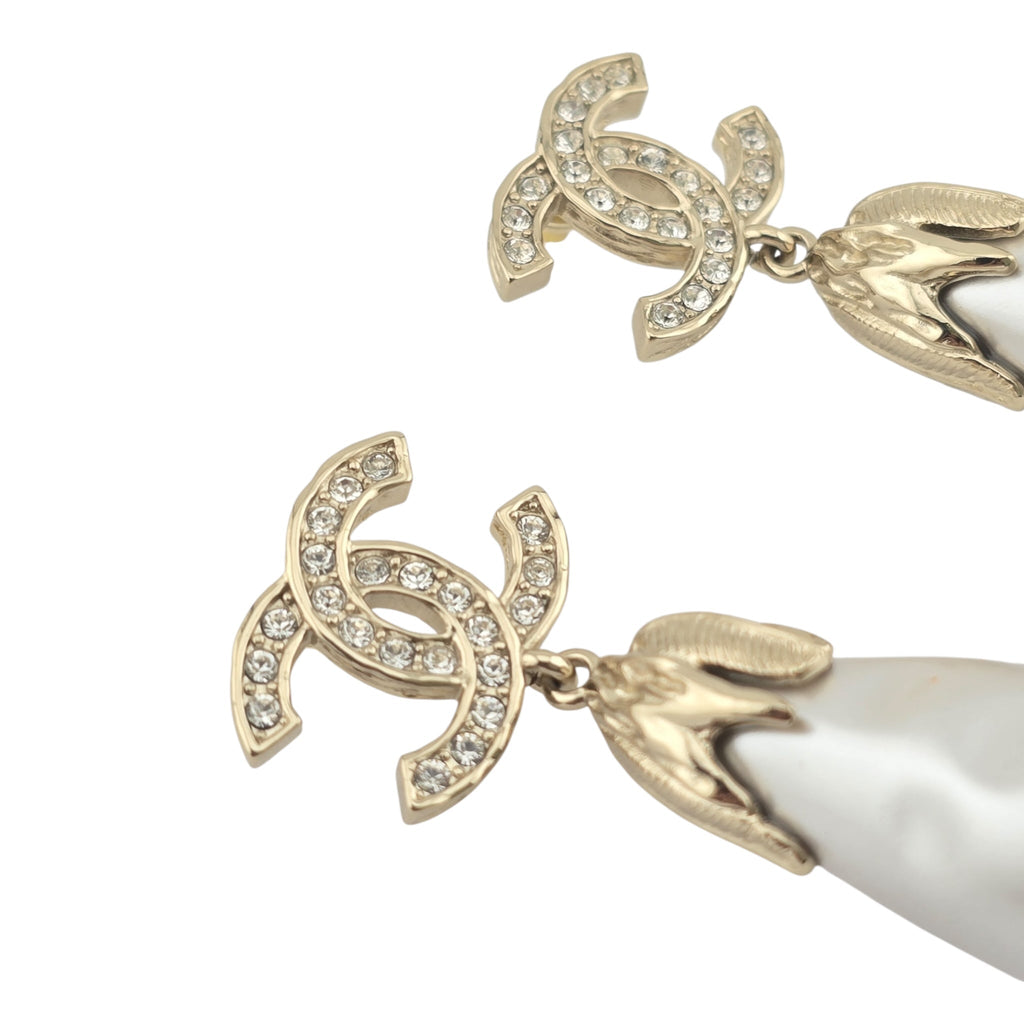 Chanel CC Faux Pearl Gold Leaf Earrings 2025 CHANEL