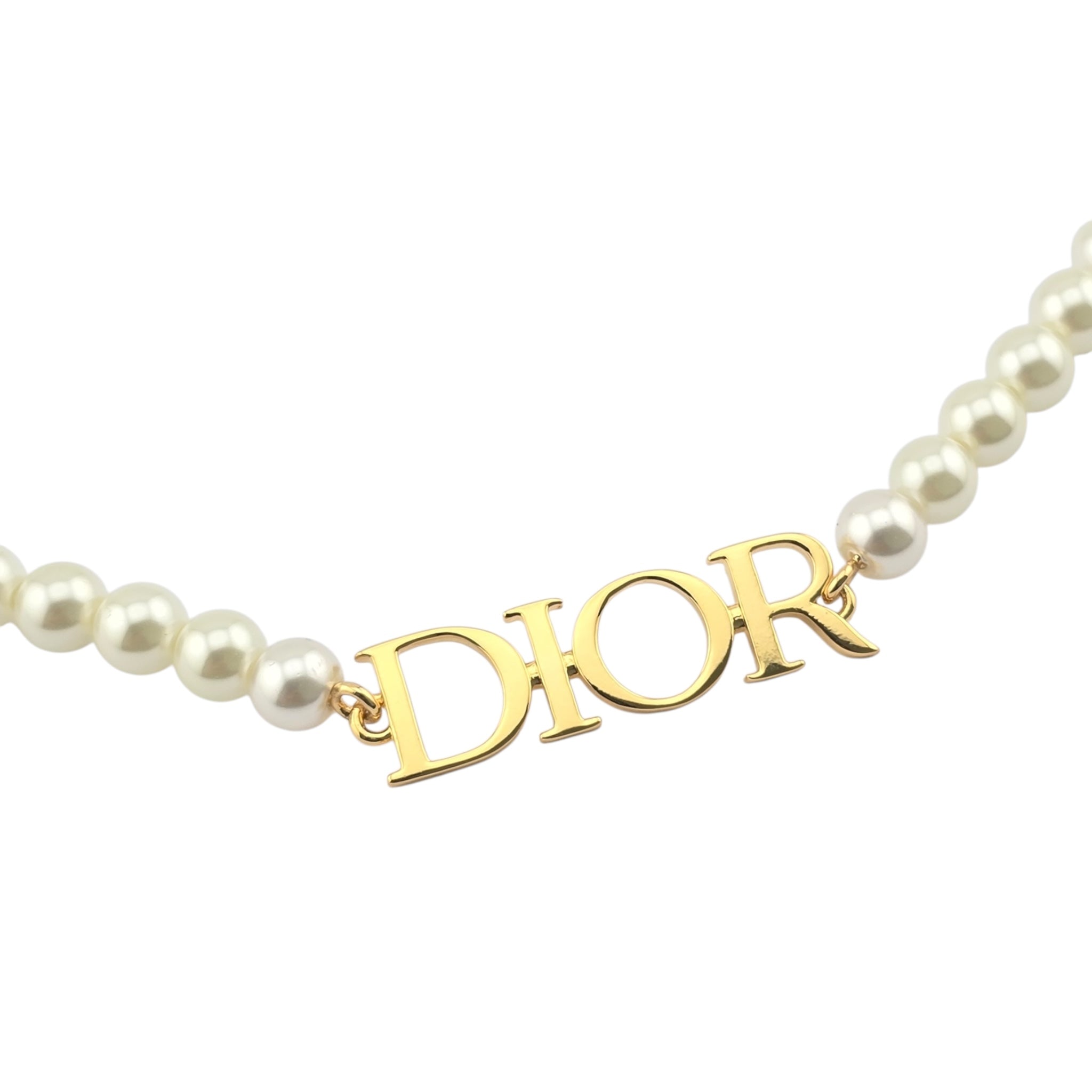 Christian Dior Dio(r)evolution Pearl Necklace