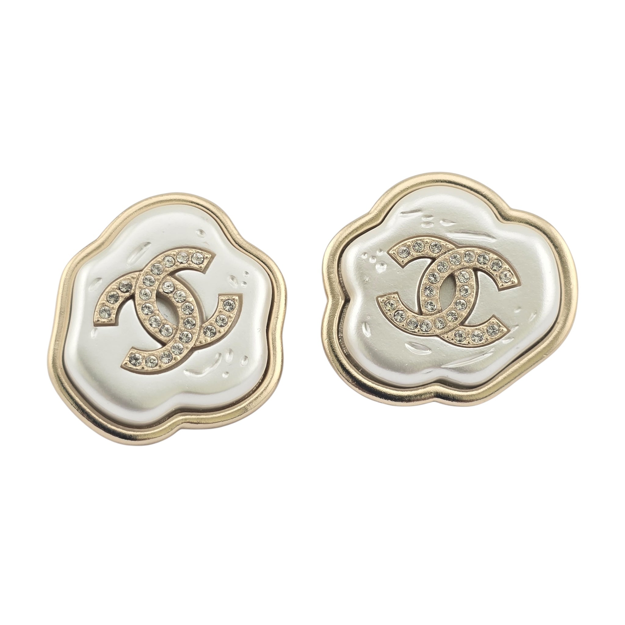 Chanel CC White Resin Stud Earrings 2025
