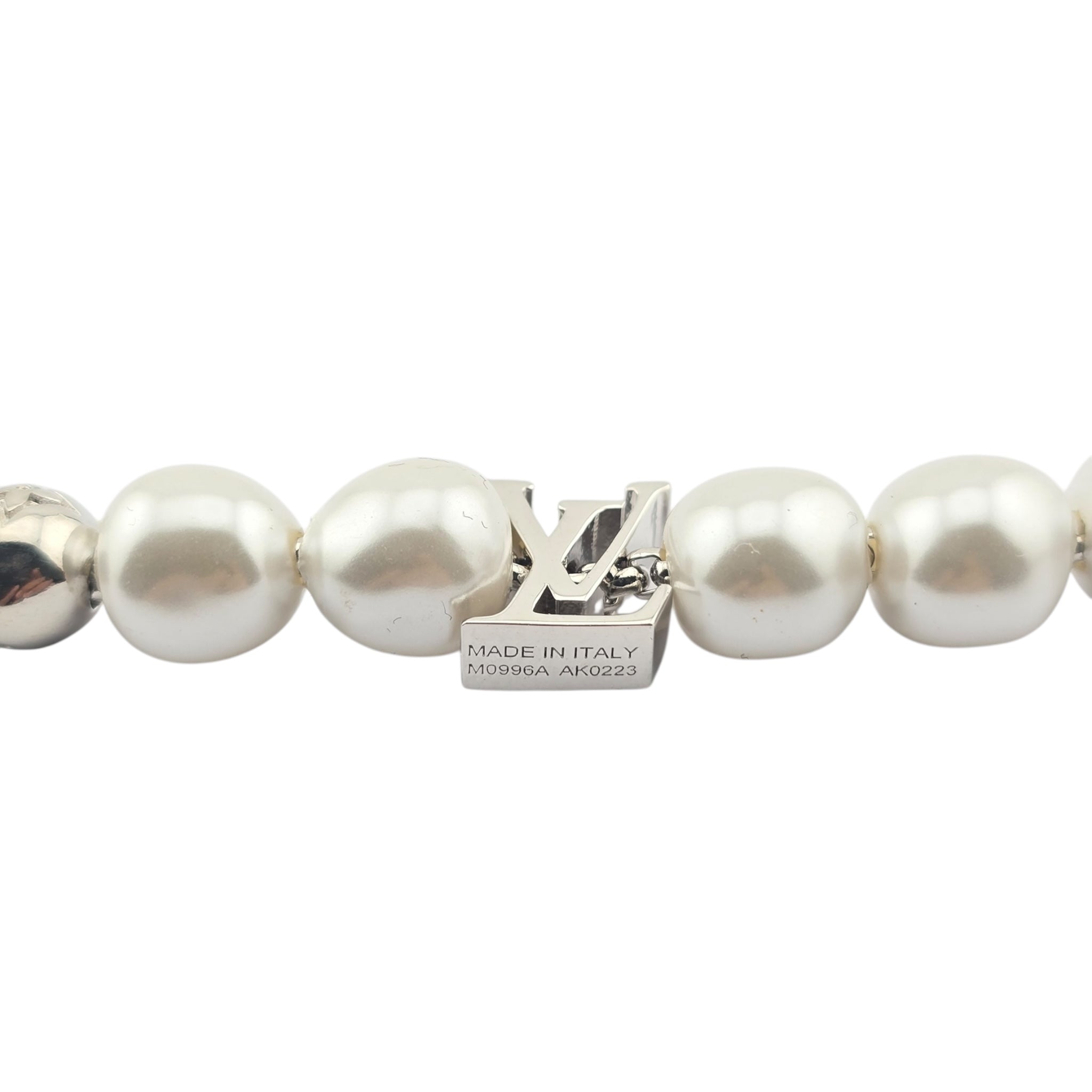 Louis Vuitton LV G LOUIS VUITTON