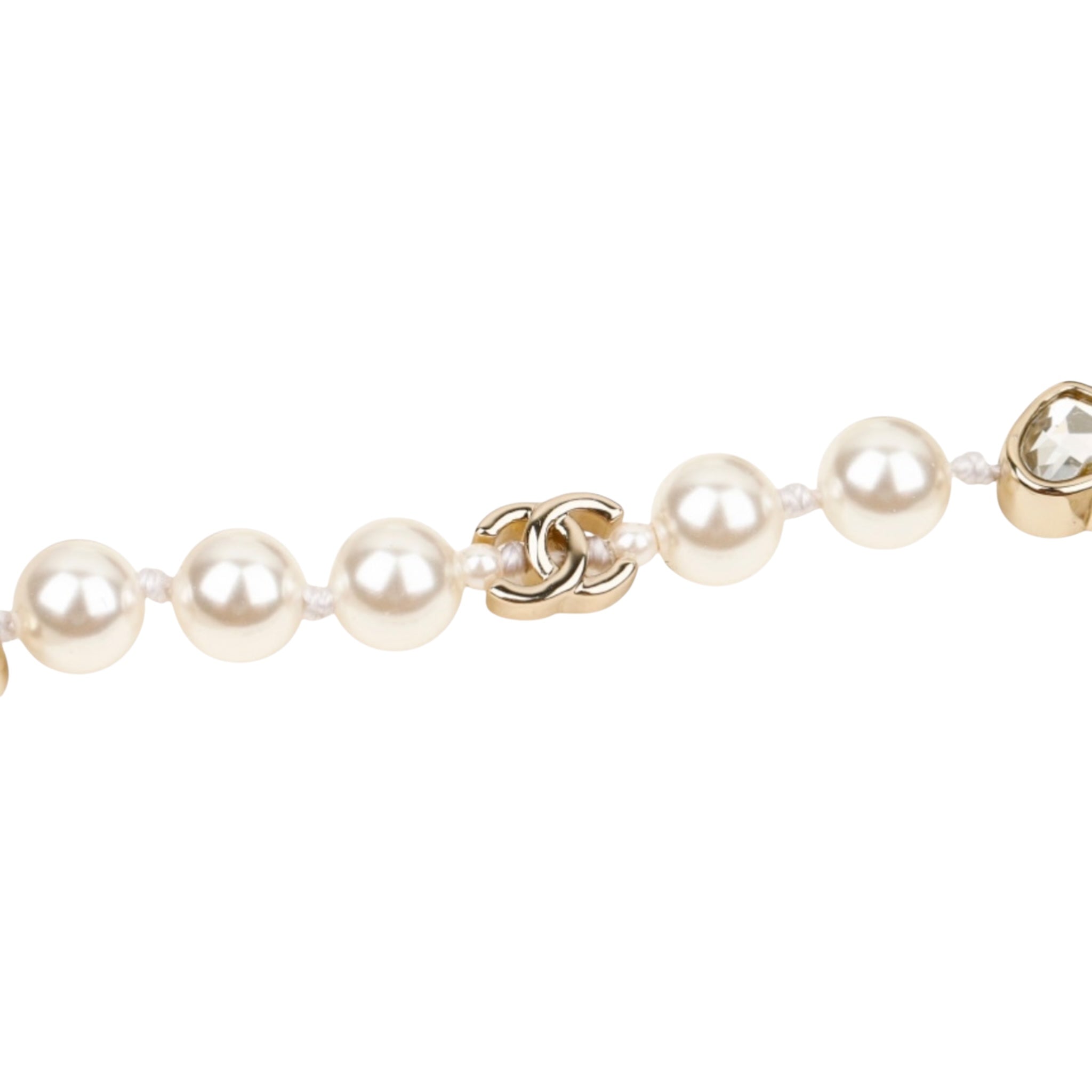 Chanel CC Faux Pearl Bracelet 2025 CHANEL