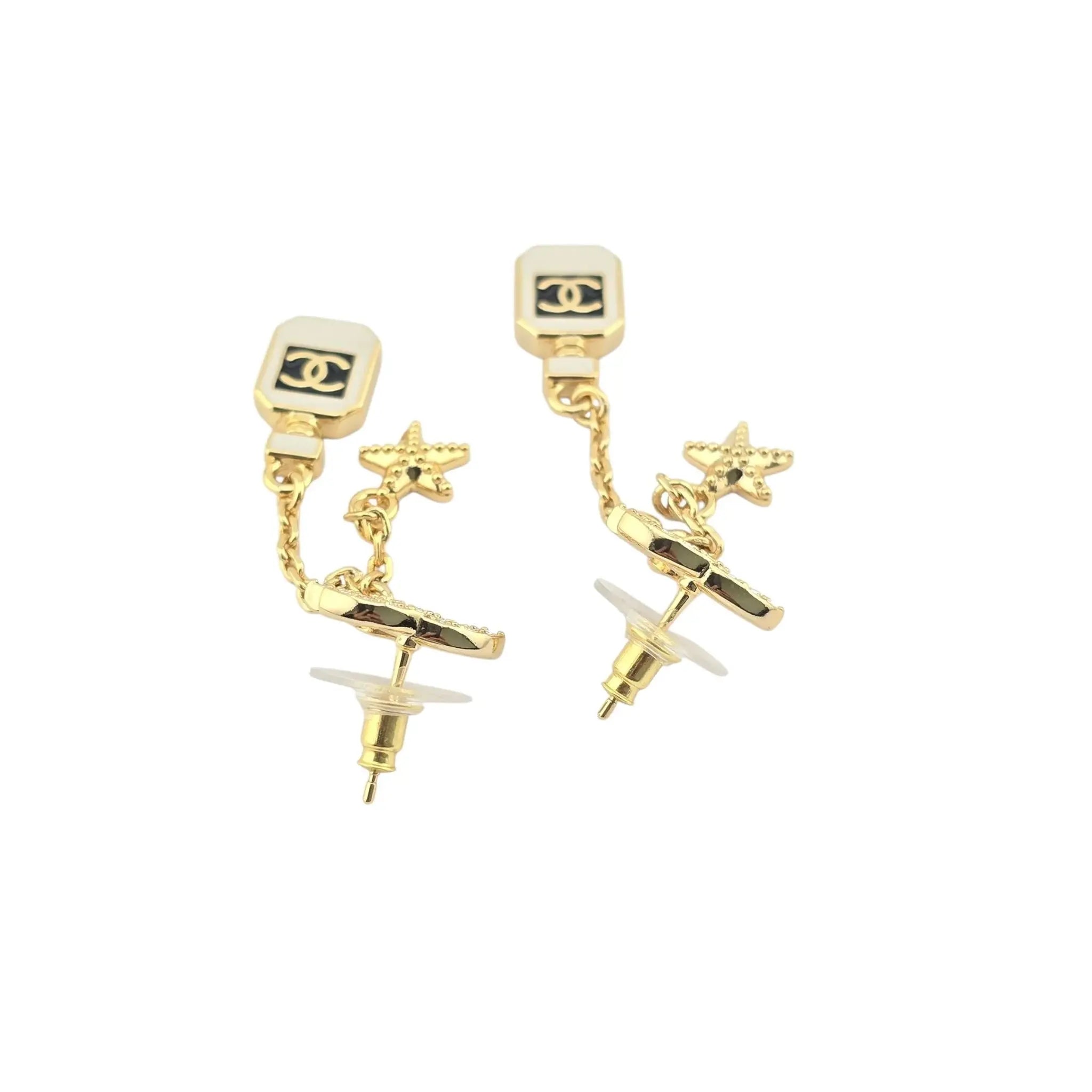 Chanel CC Chain Drop Perfume Star Earrings 2025 CHANEL