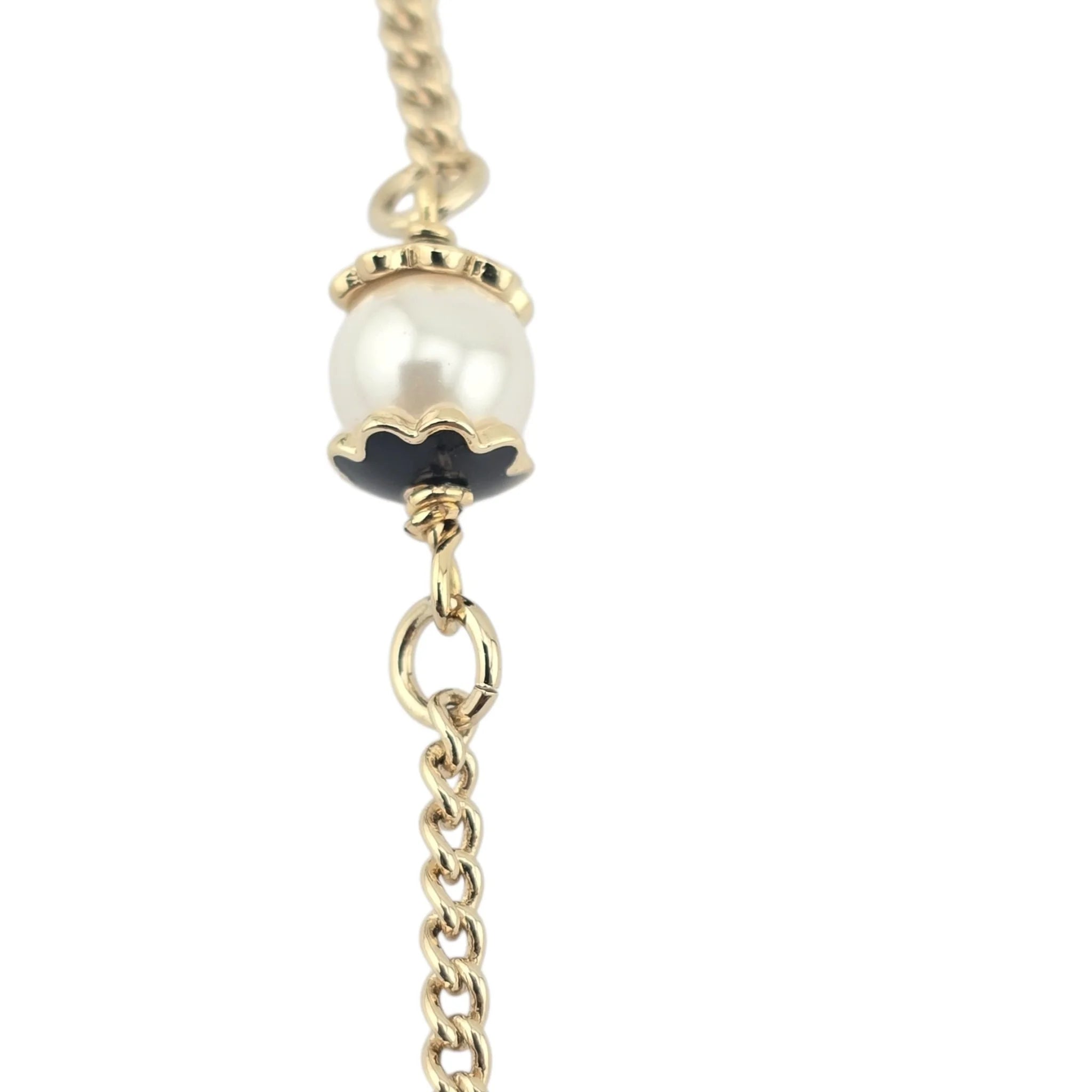 Chanel CC Pendant Pearl Gold Necklace Black White 2024 CHANEL