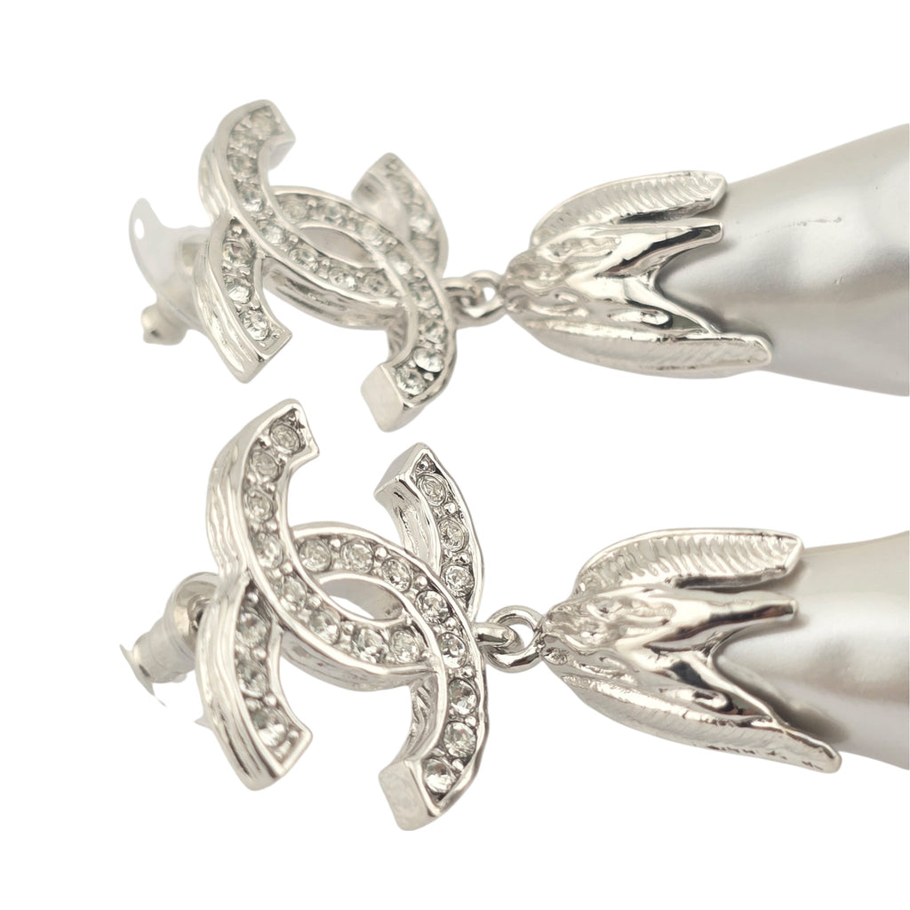 Chanel CC Faux Pearl Silver Leaf Earrings 2025 CHANEL