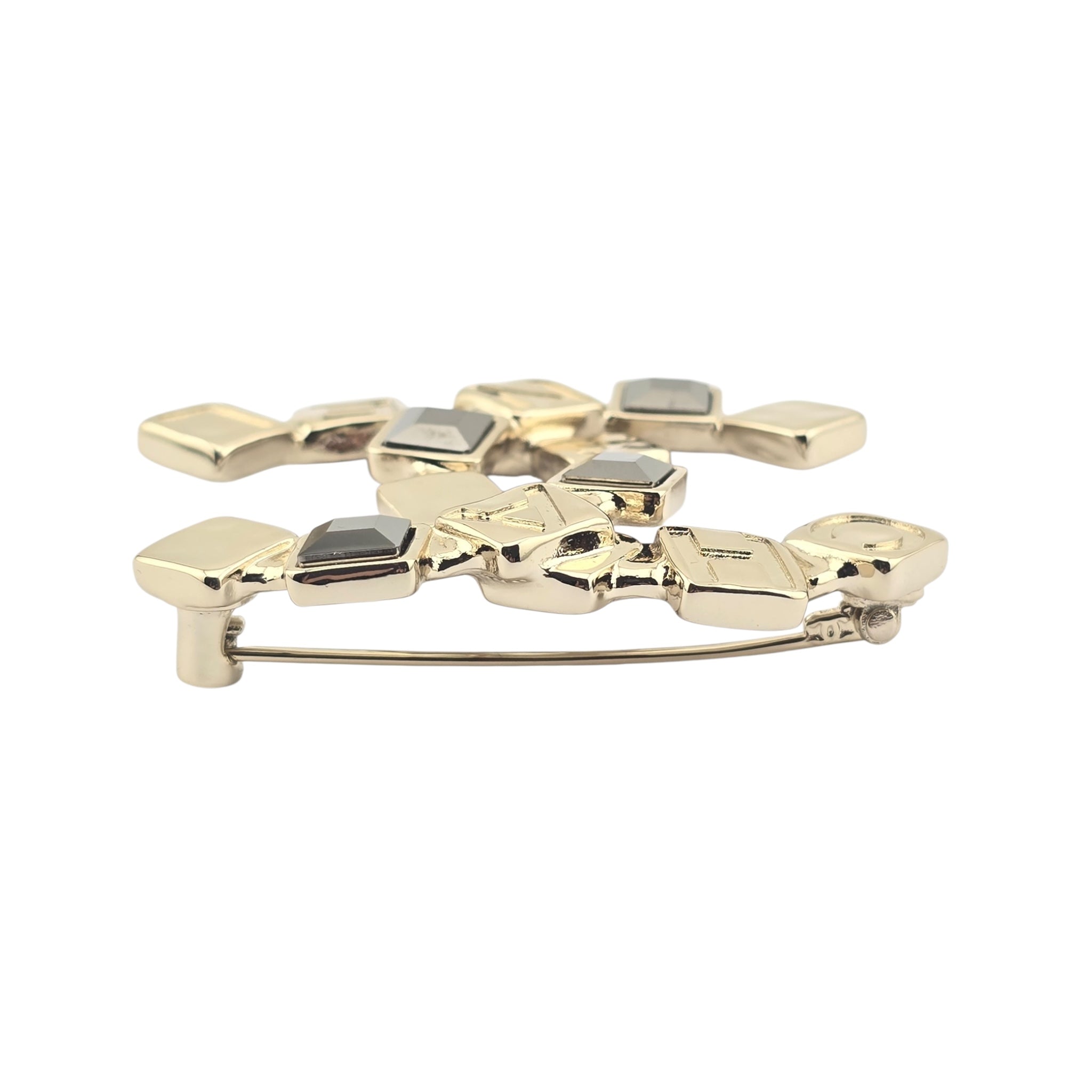Chanel CC Logo Gold Brooch 2024