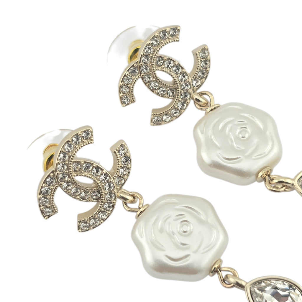Chanel CC Drop White Resin Earrings 2025 CHANEL