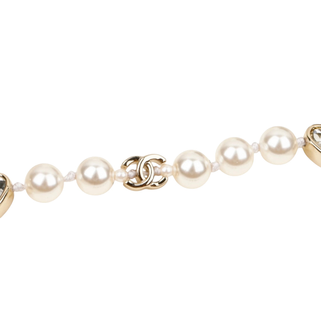 Chanel CC Faux Pearl Bracelet 2025 CHANEL