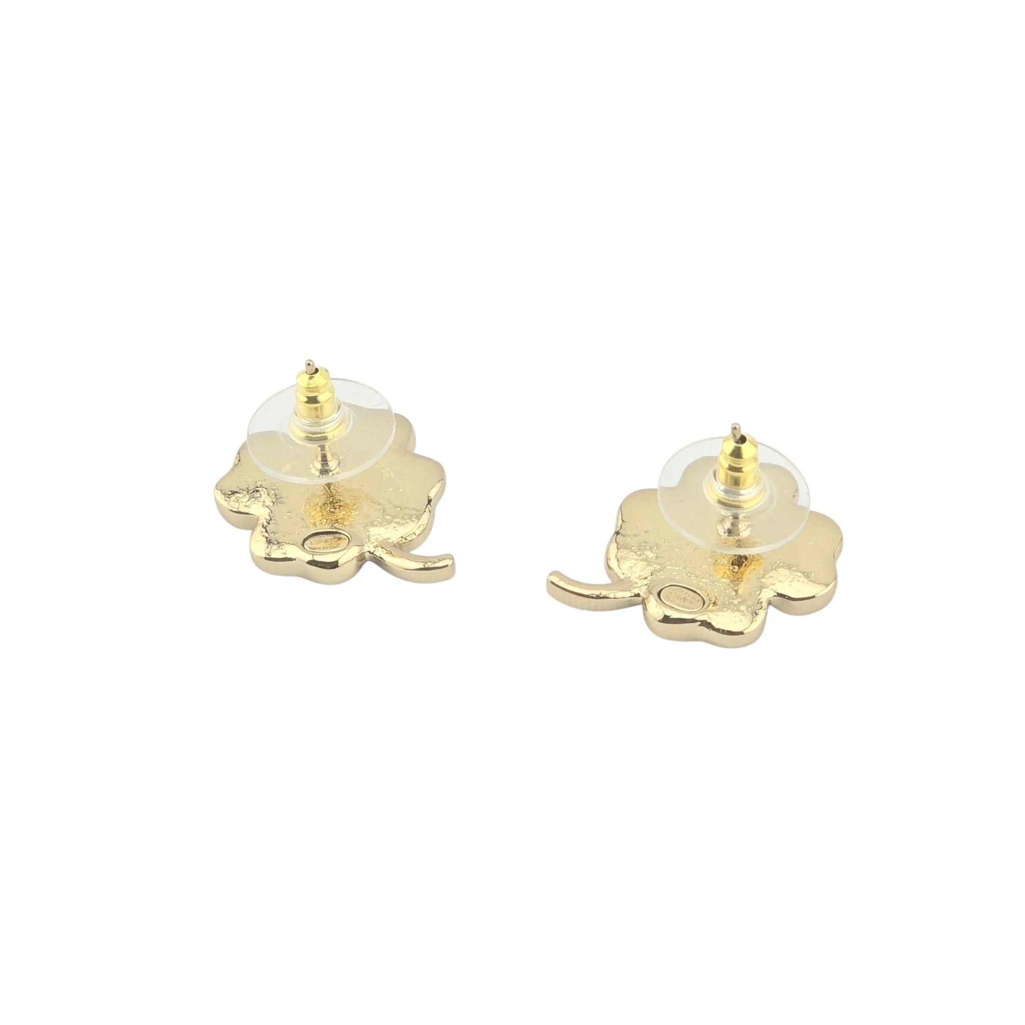 Chanel CC White Resin Floral Earrings 2025 CHANEL