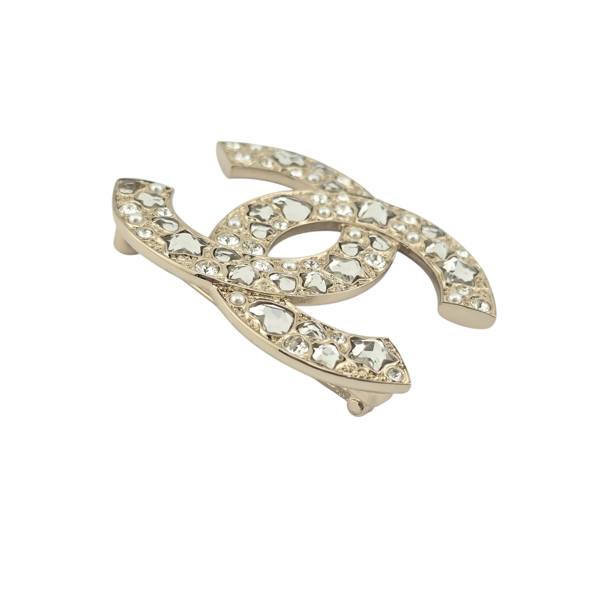 Chanel CC Gold Star Crystal Brooch 2025 CHANEL